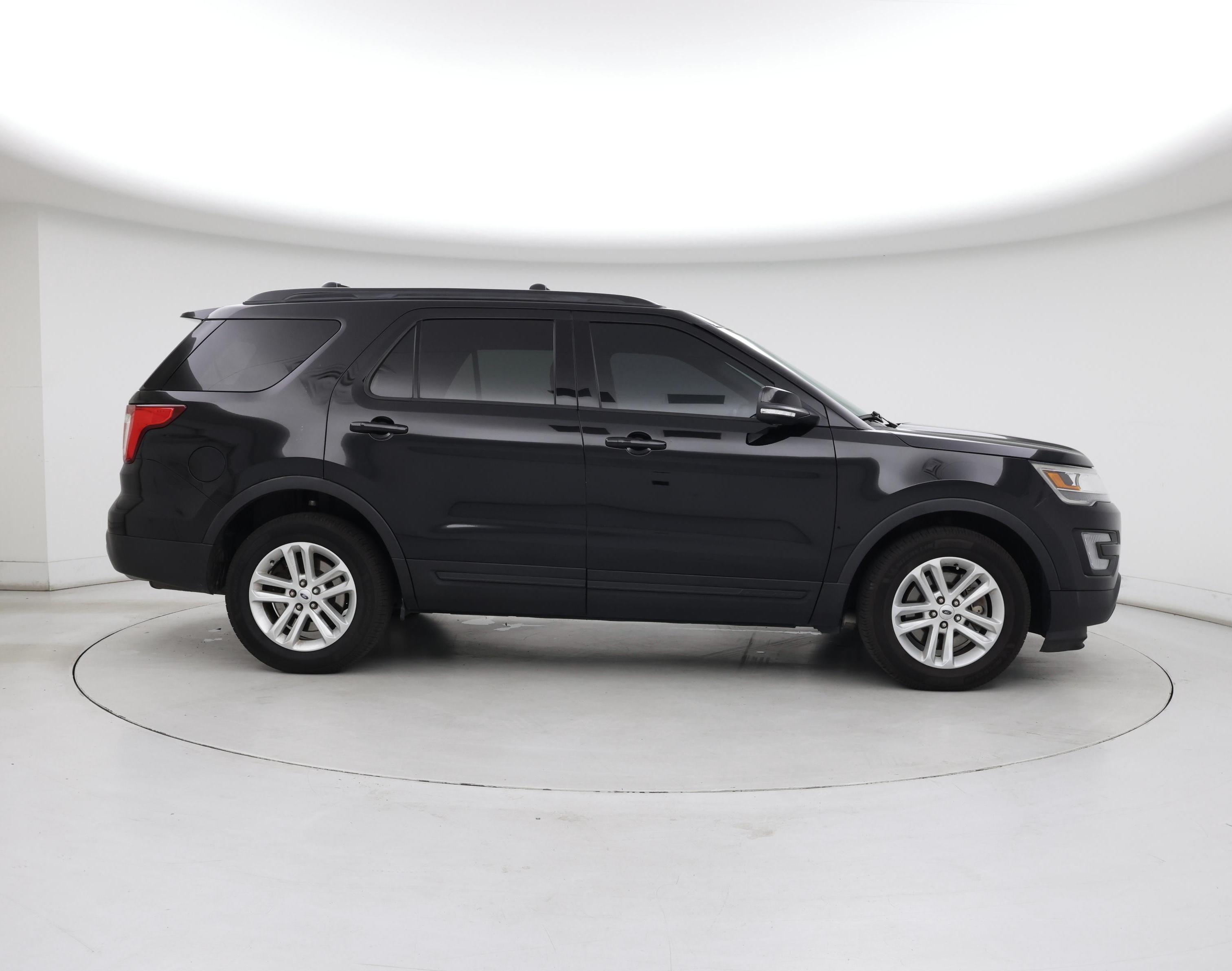 Thumbnail: 2017 Ford Explorer - 7