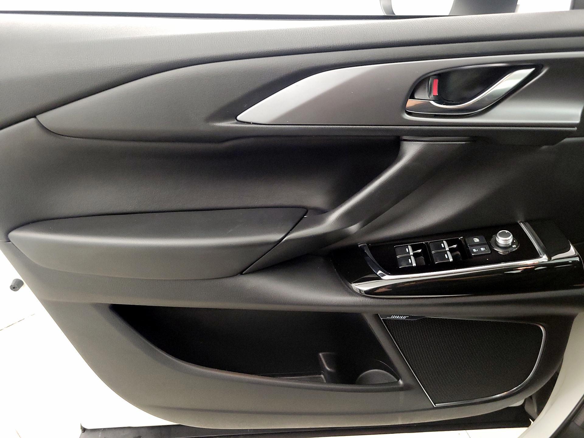 Thumbnail: 2022 Mazda CX-9 - 12
