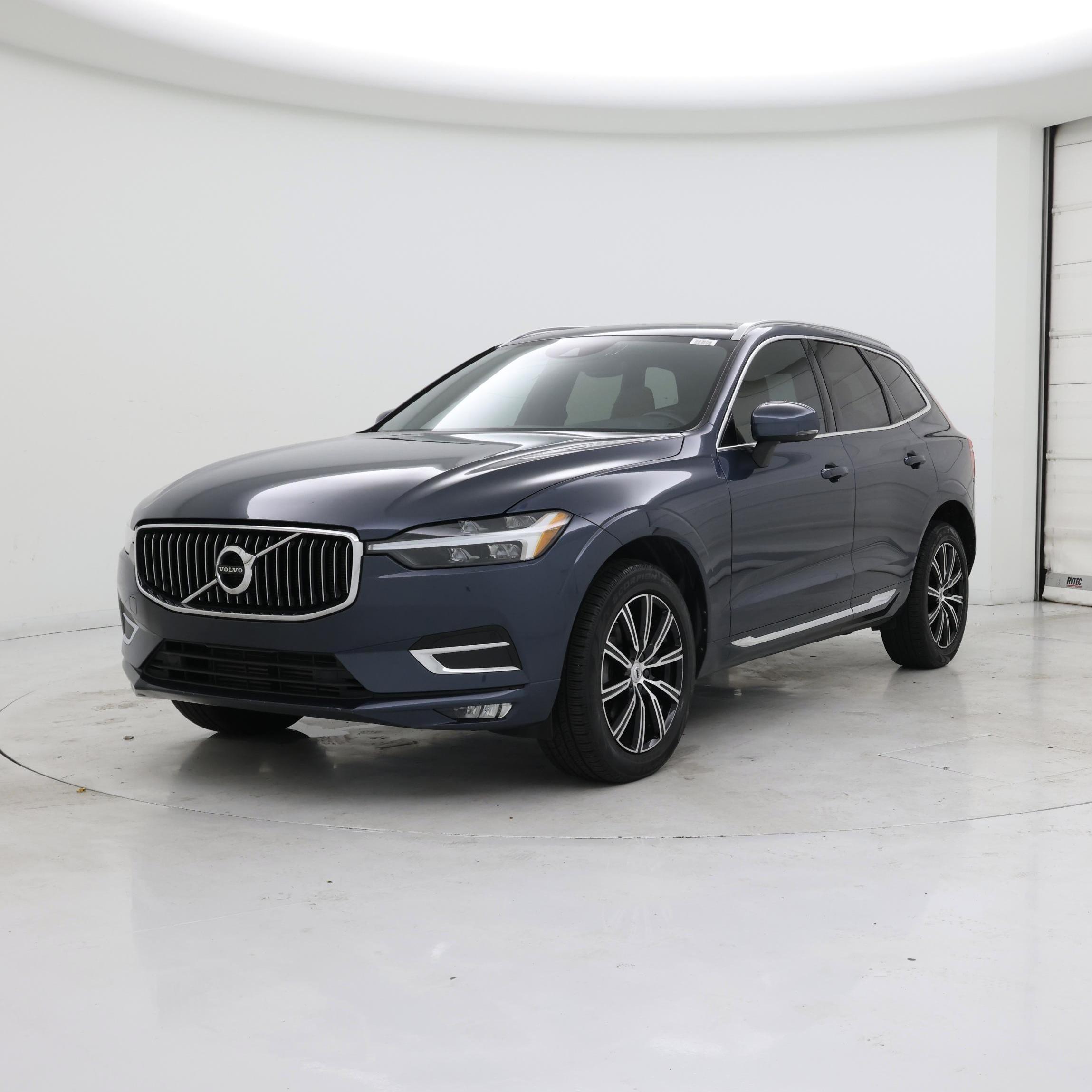 Thumbnail: 2021 Volvo XC60 - 4