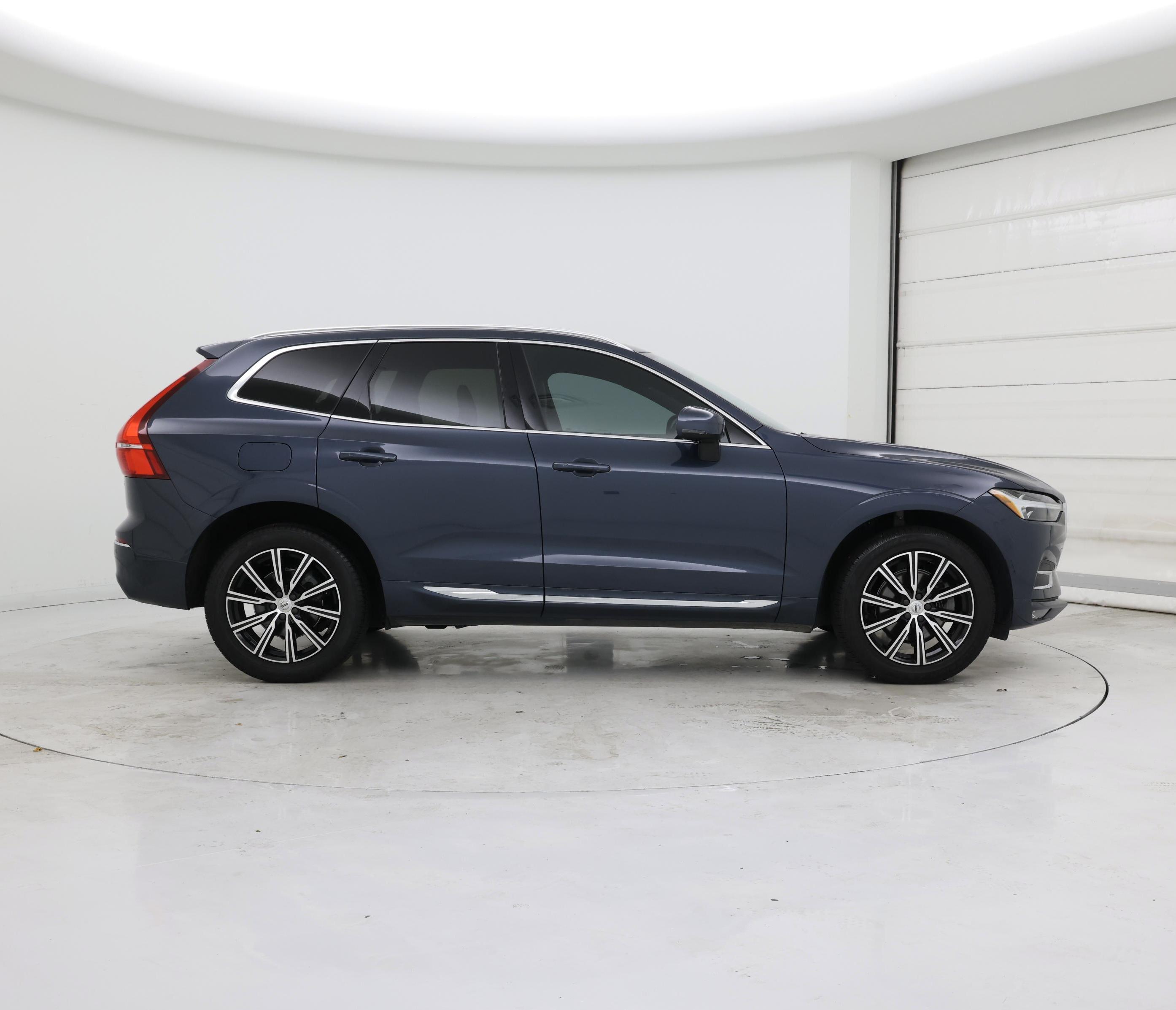 Thumbnail: 2021 Volvo XC60 - 7