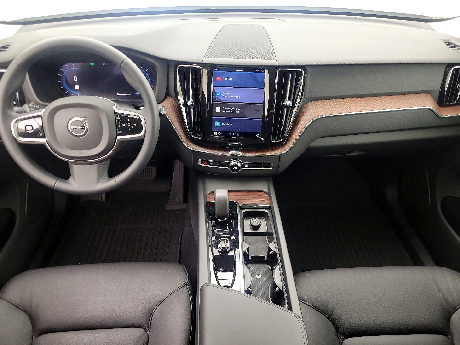 Thumbnail: 2023 Volvo XC60 - 9