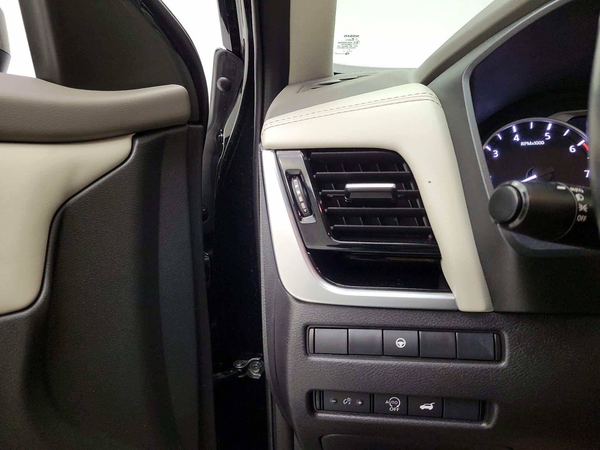 Thumbnail: 2023 Nissan Rogue - 11