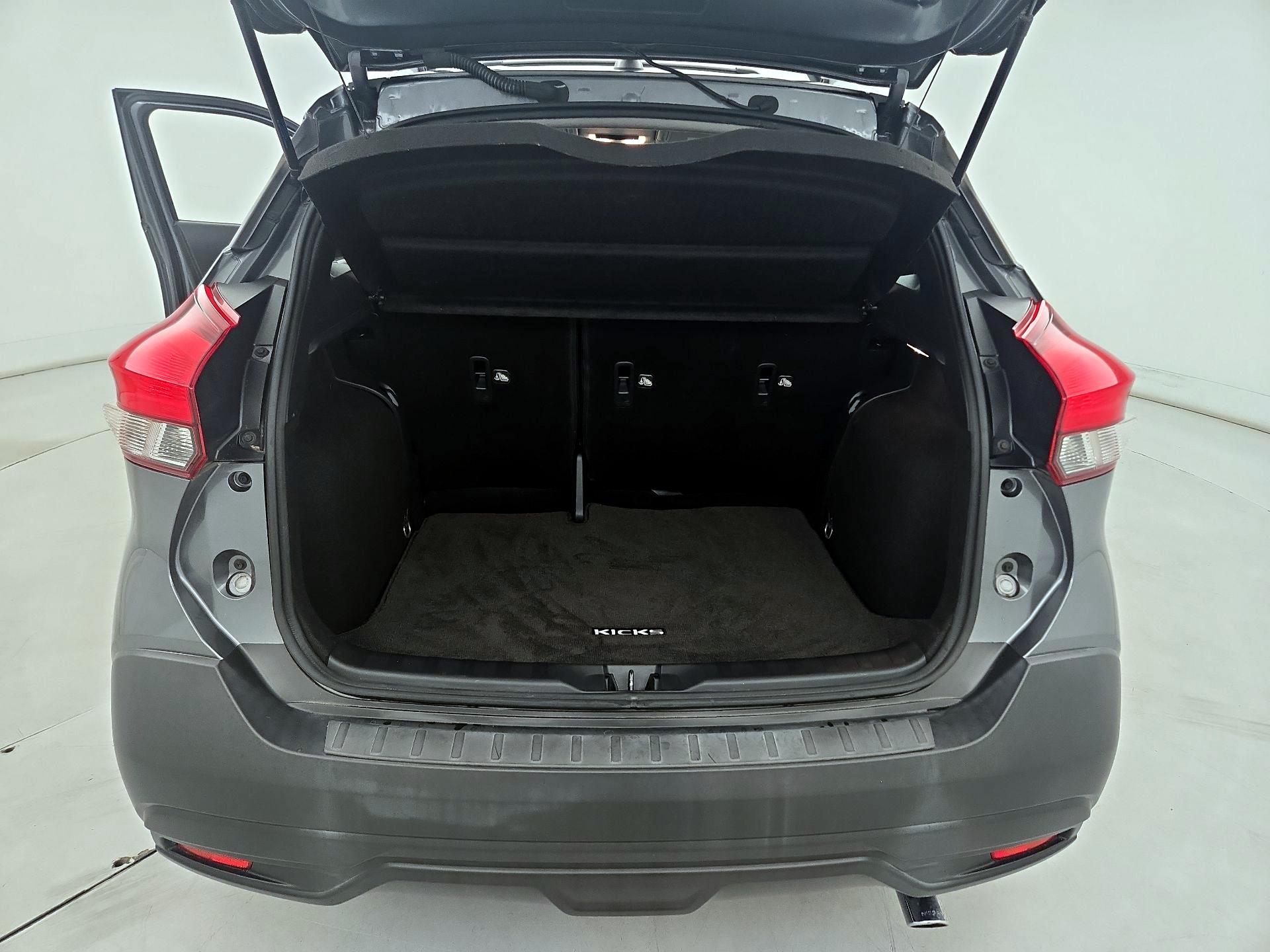 Thumbnail: 2019 Nissan Kicks - 20