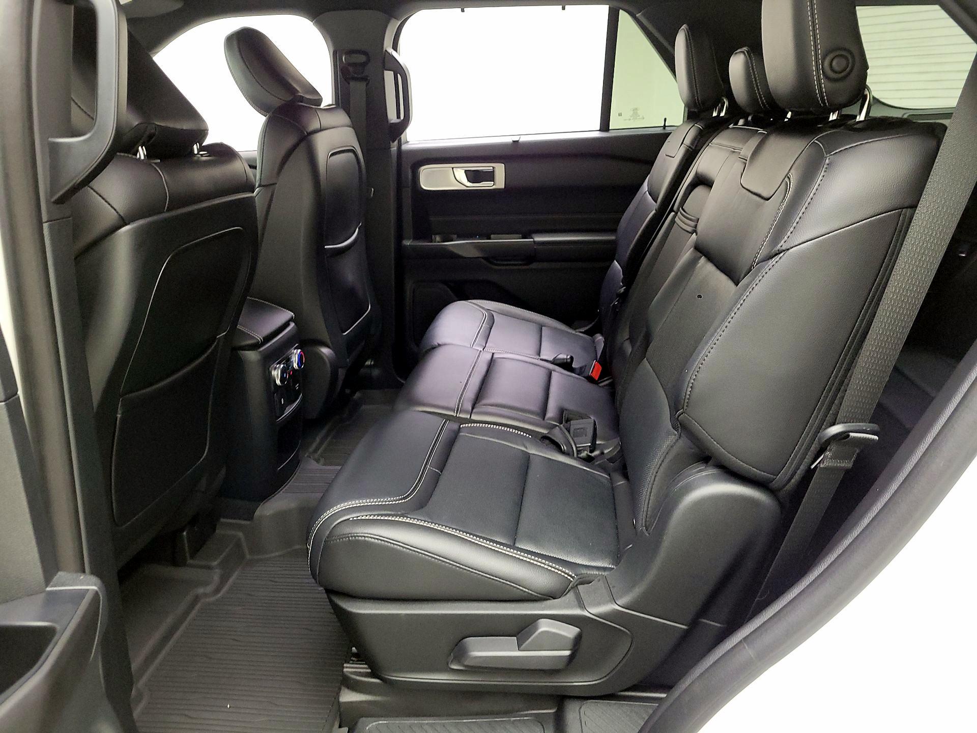 Thumbnail: 2020 Ford Explorer - 20