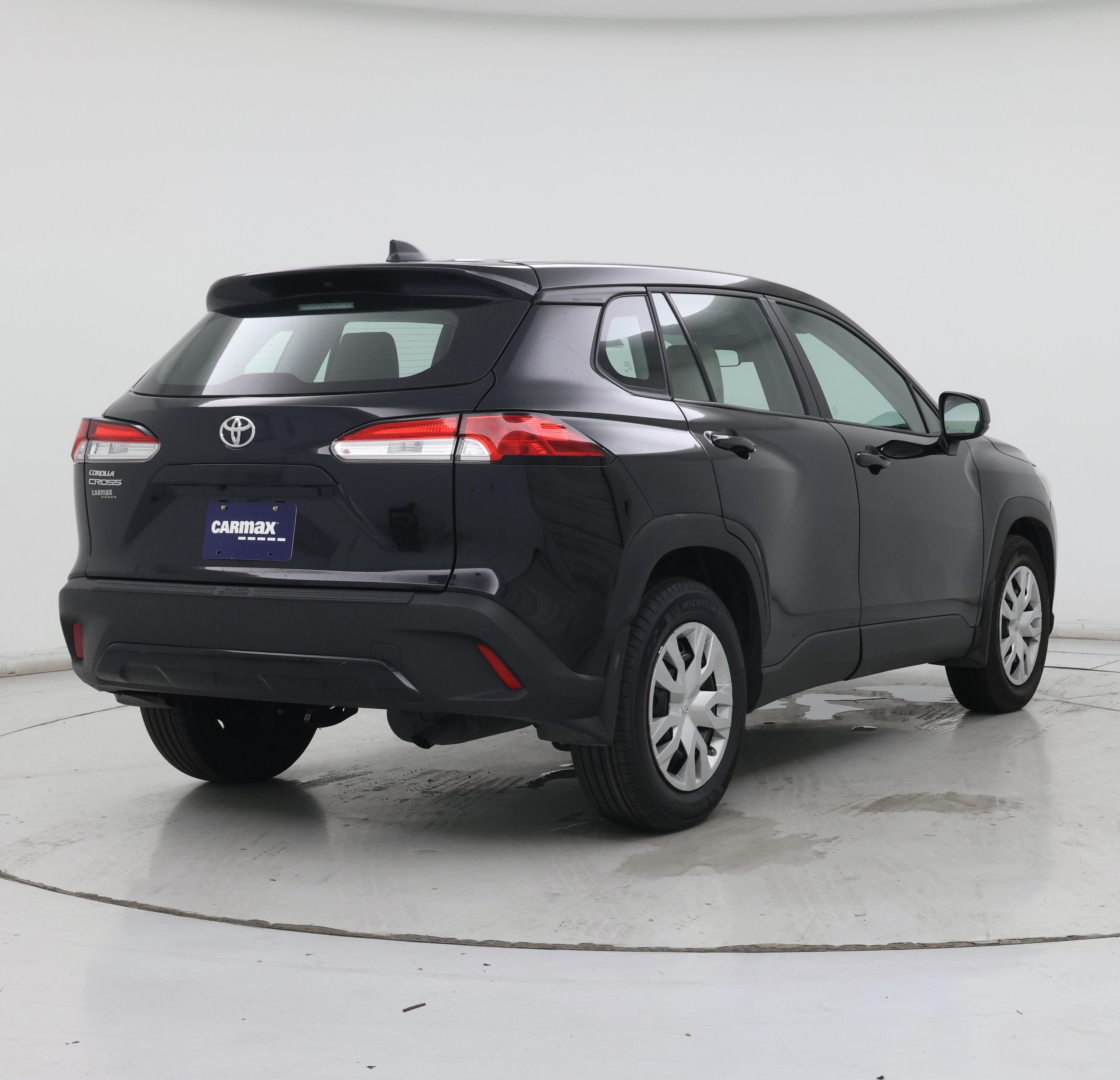 Thumbnail: 2023 Toyota Corolla Cross - 8