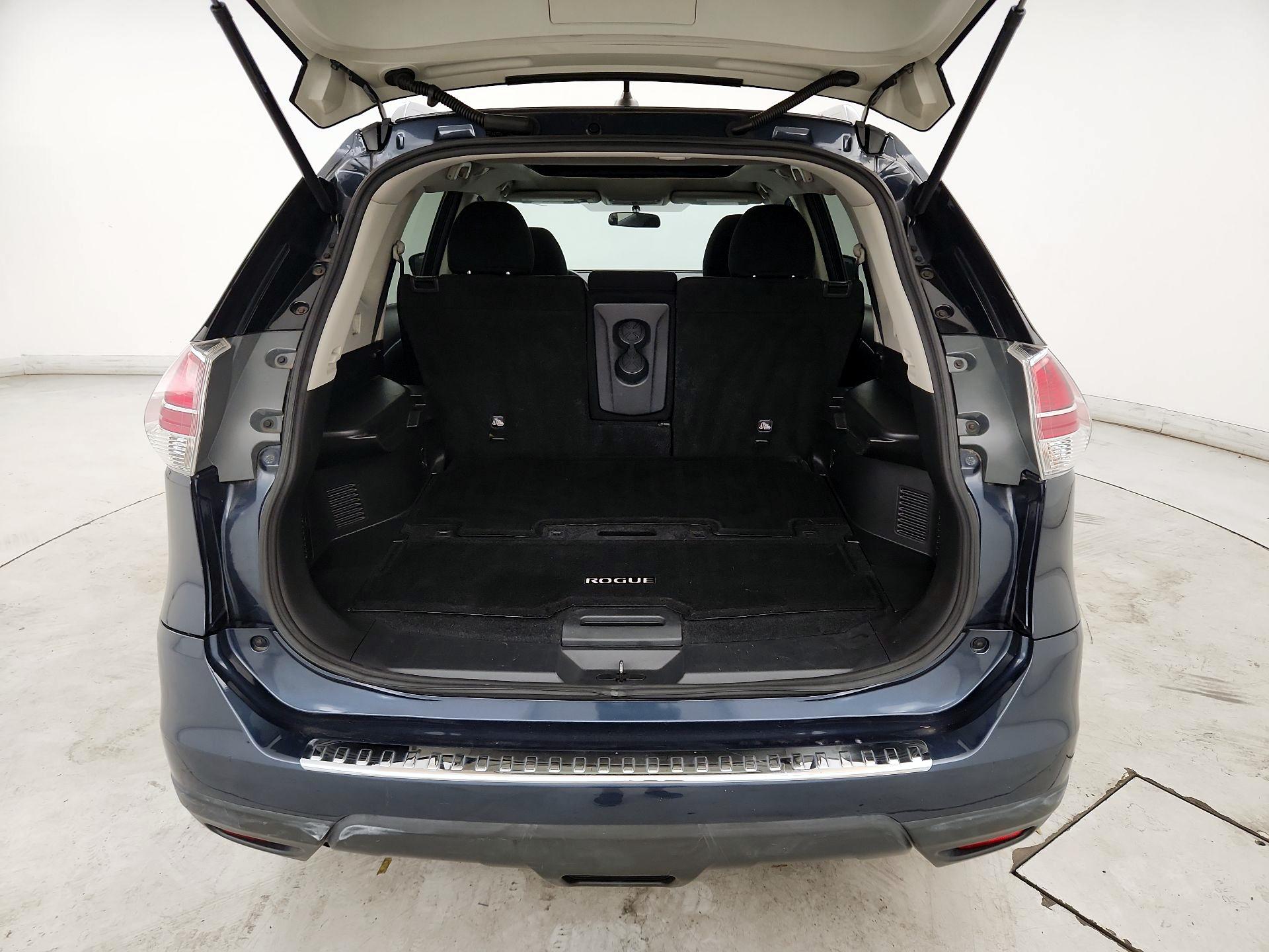 Thumbnail: 2016 Nissan Rogue - 19