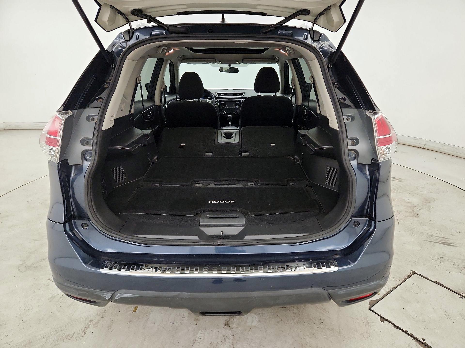 Thumbnail: 2016 Nissan Rogue - 20