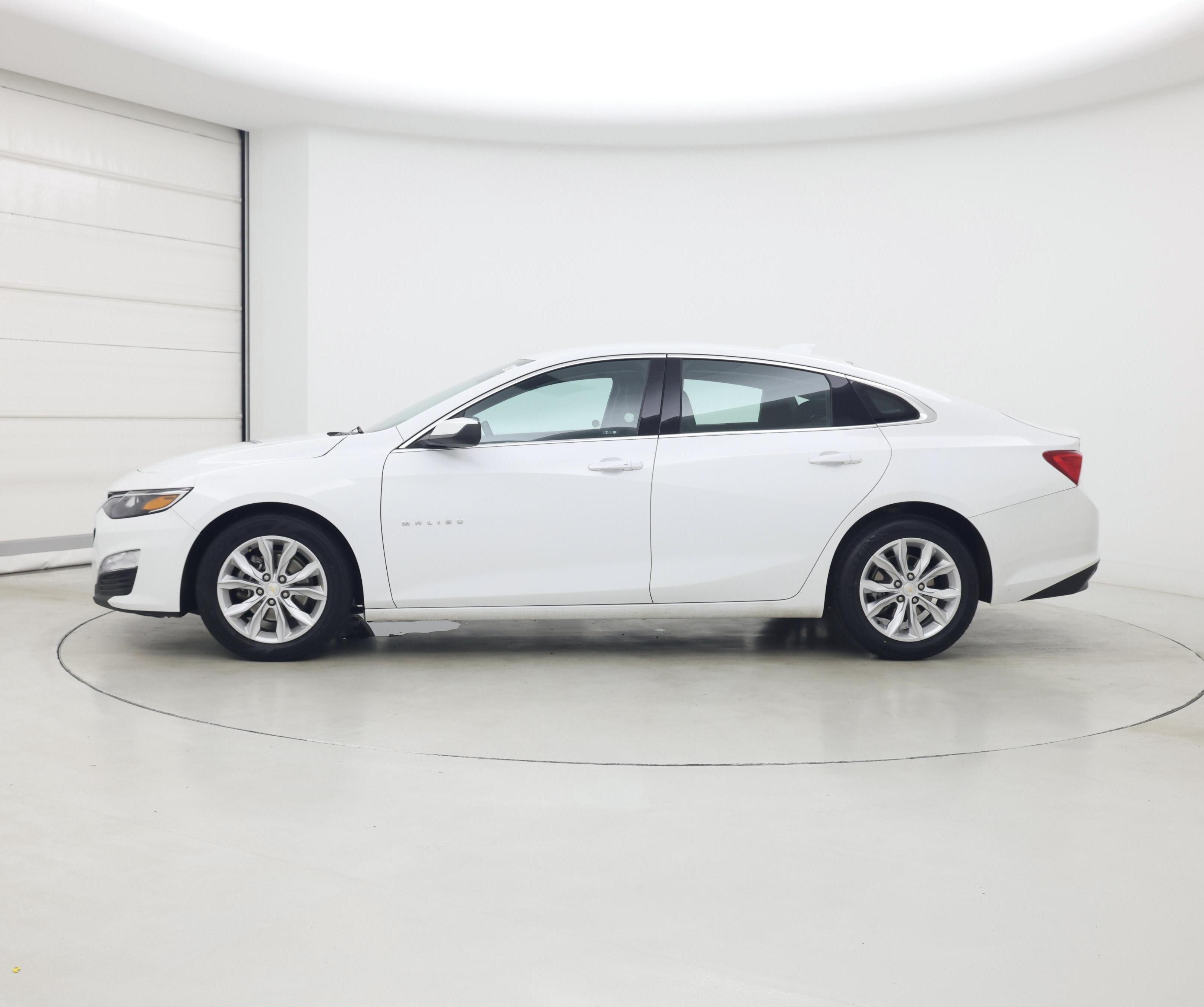 Thumbnail: 2023 Chevrolet Malibu - 3