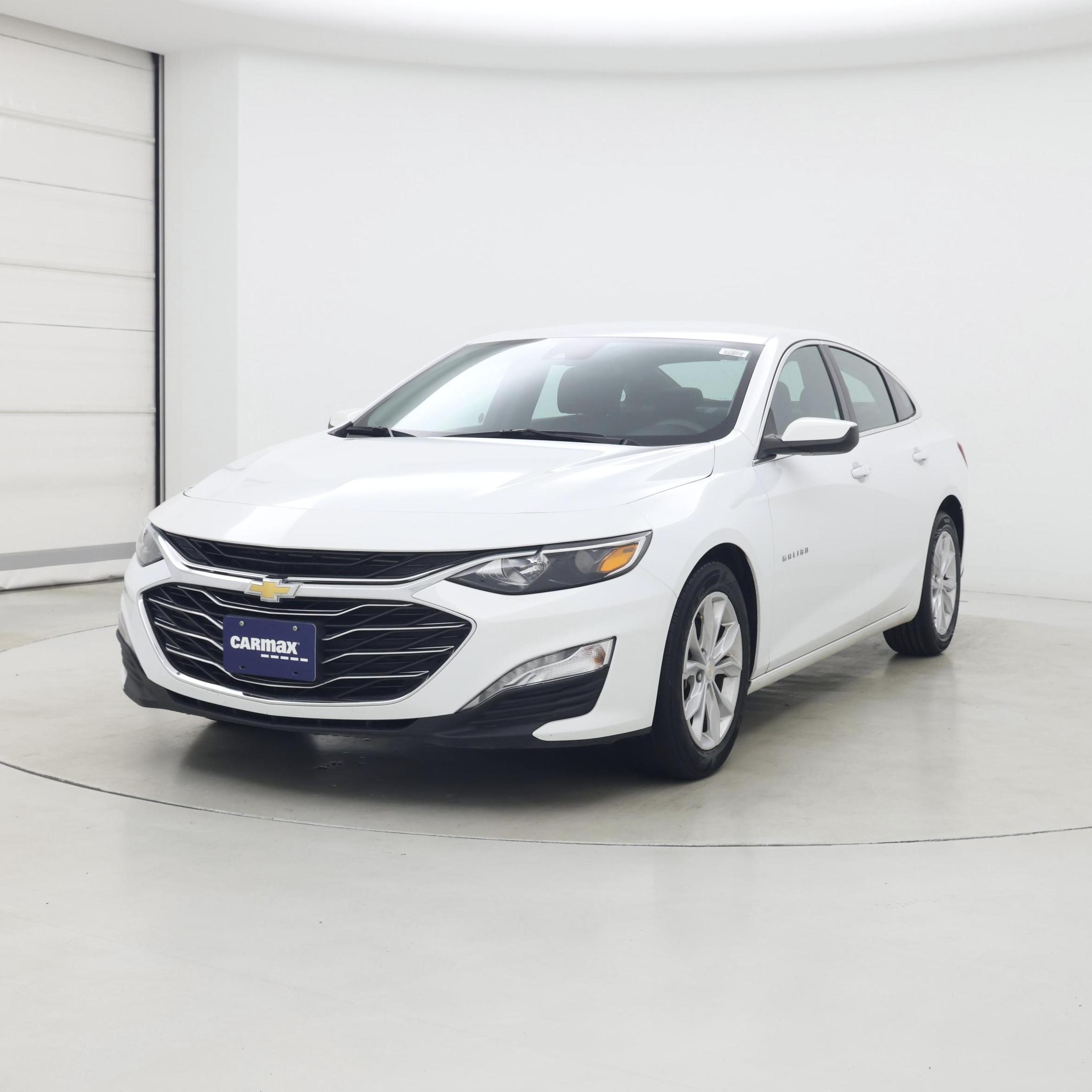 Thumbnail: 2023 Chevrolet Malibu - 4