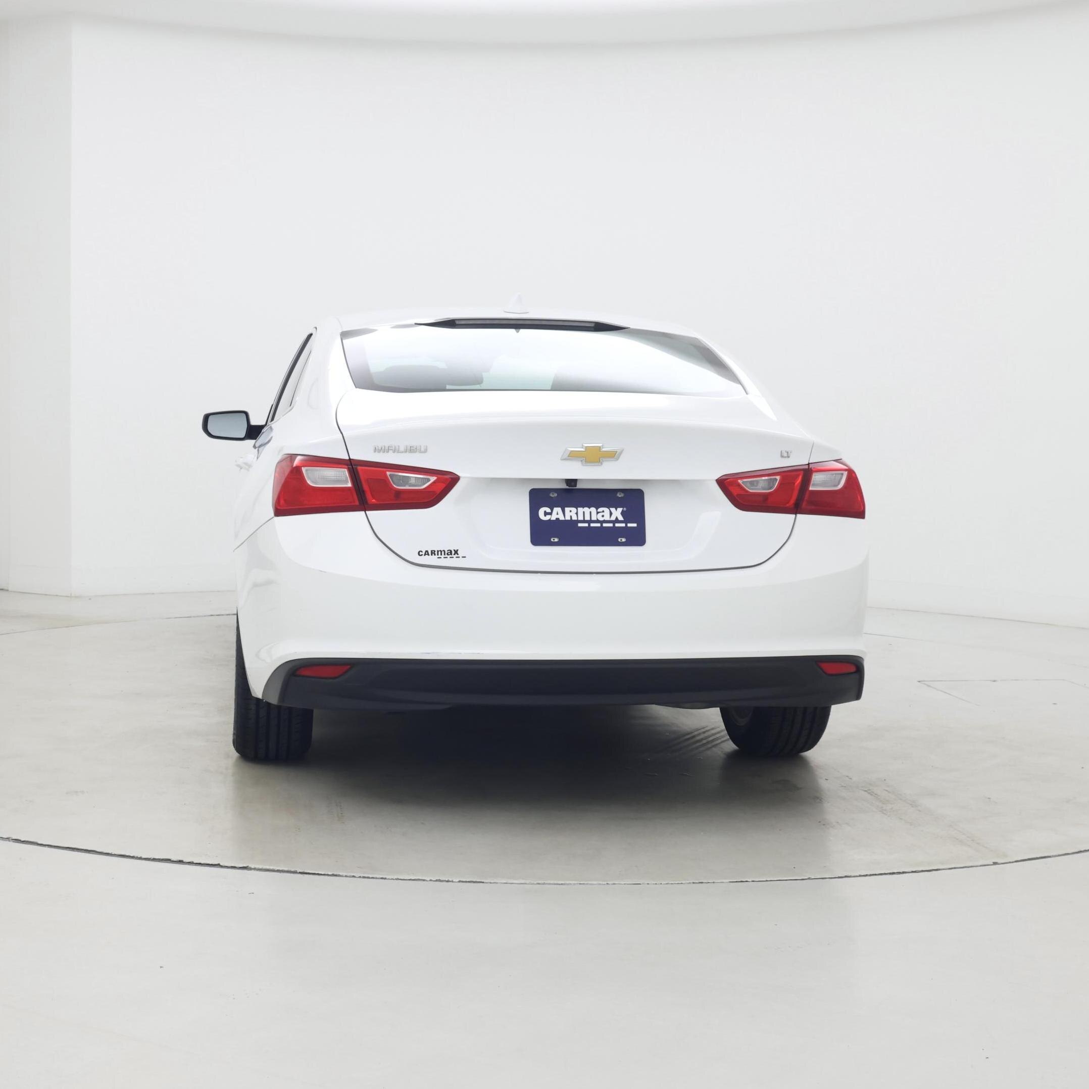 Thumbnail: 2023 Chevrolet Malibu - 6