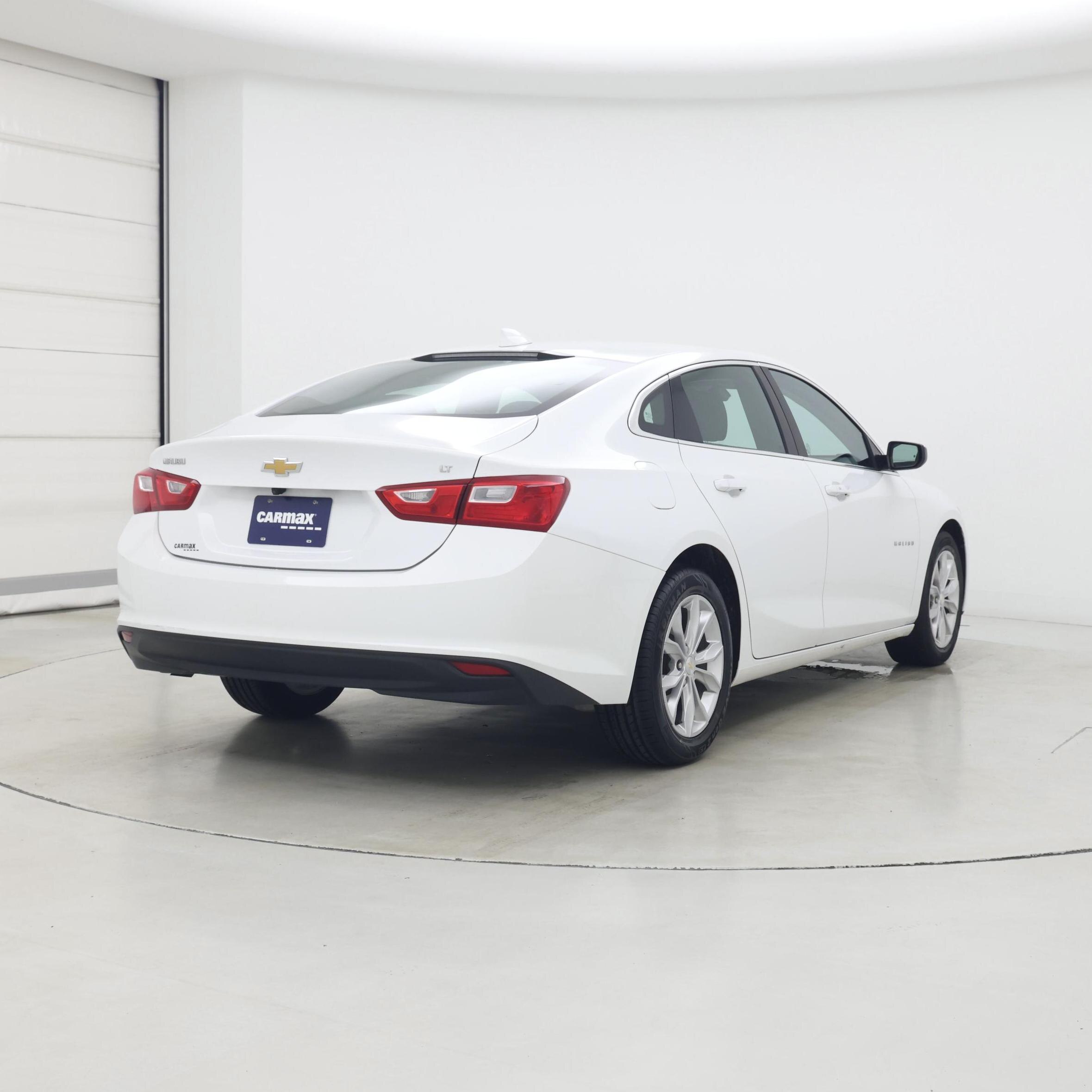 Thumbnail: 2023 Chevrolet Malibu - 8