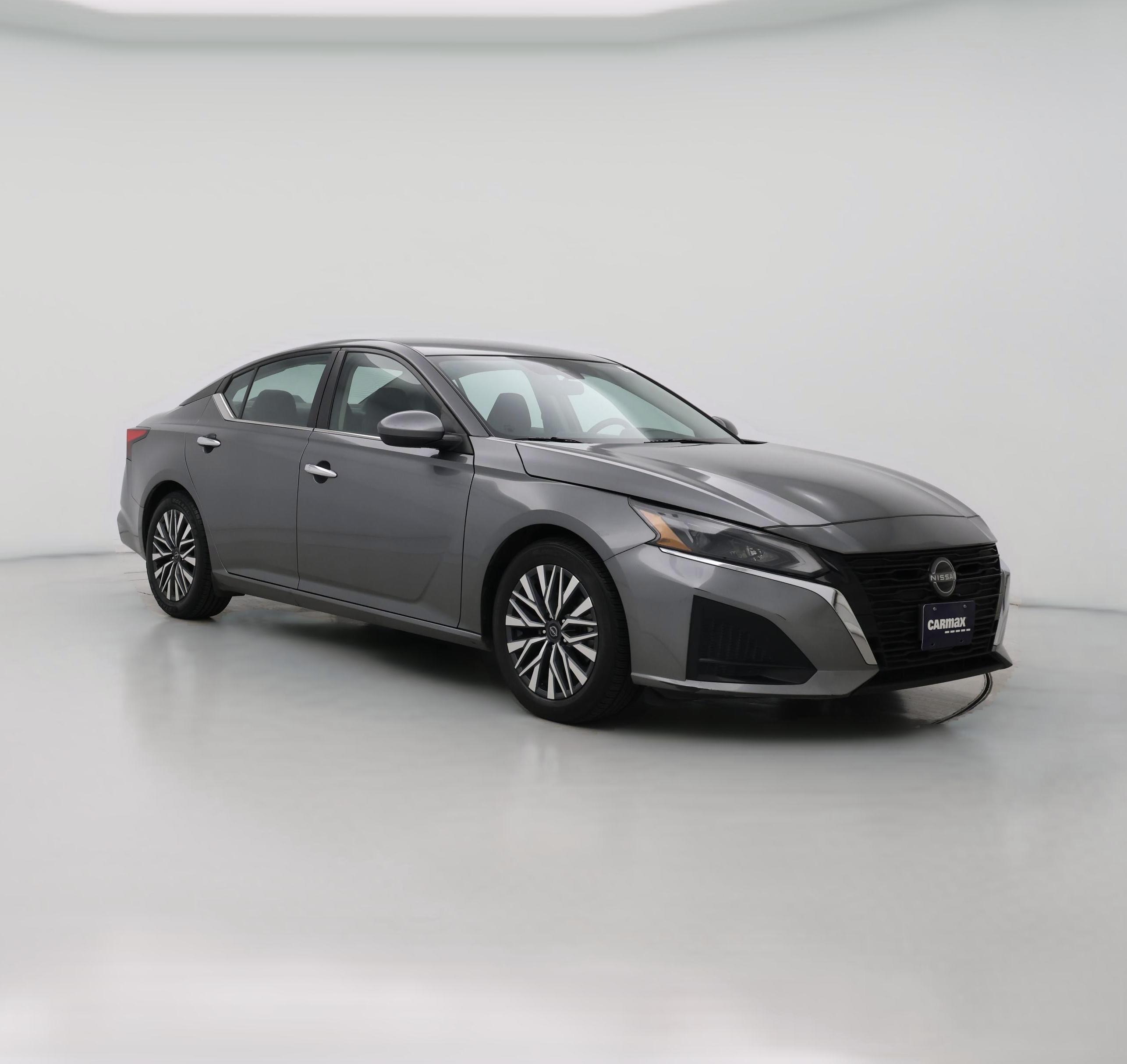 Thumbnail: 2023 Nissan Altima - 1