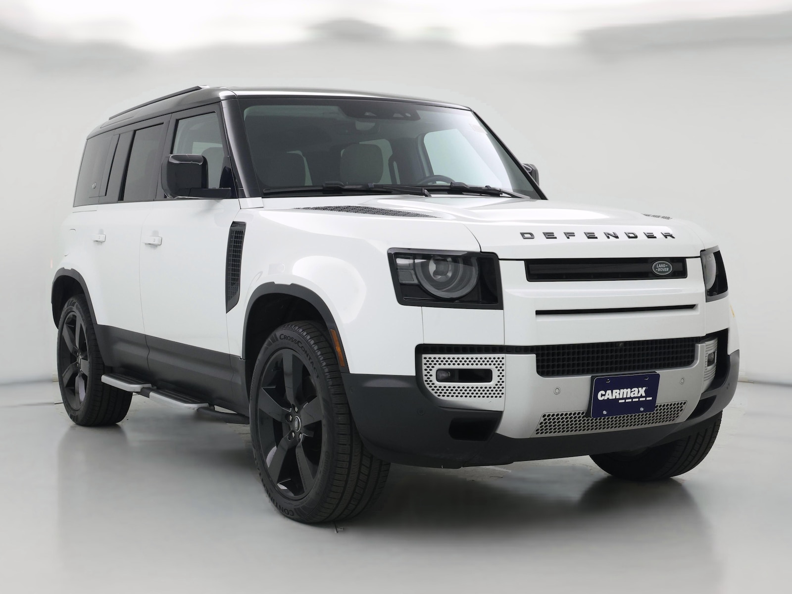 2023 Land Rover Defender SE