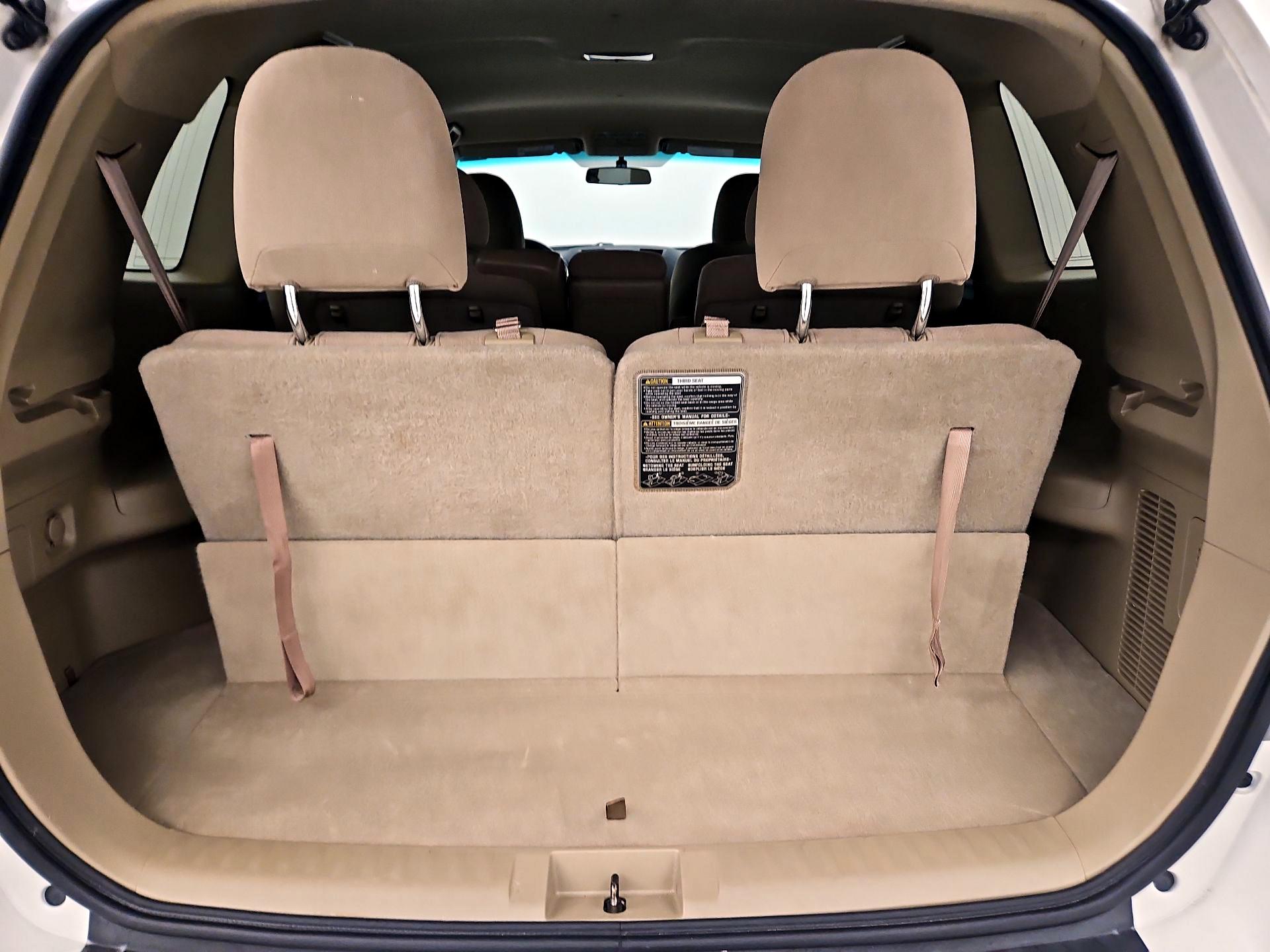 Thumbnail: 2013 Toyota Highlander - 20