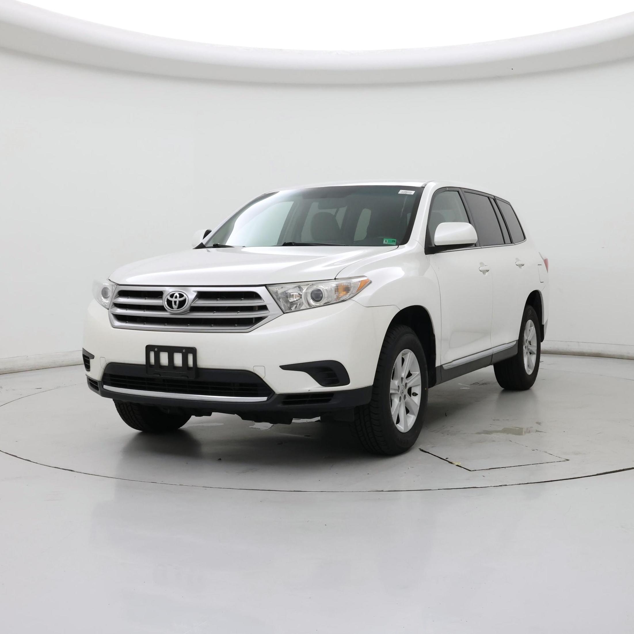 Thumbnail: 2013 Toyota Highlander - 4