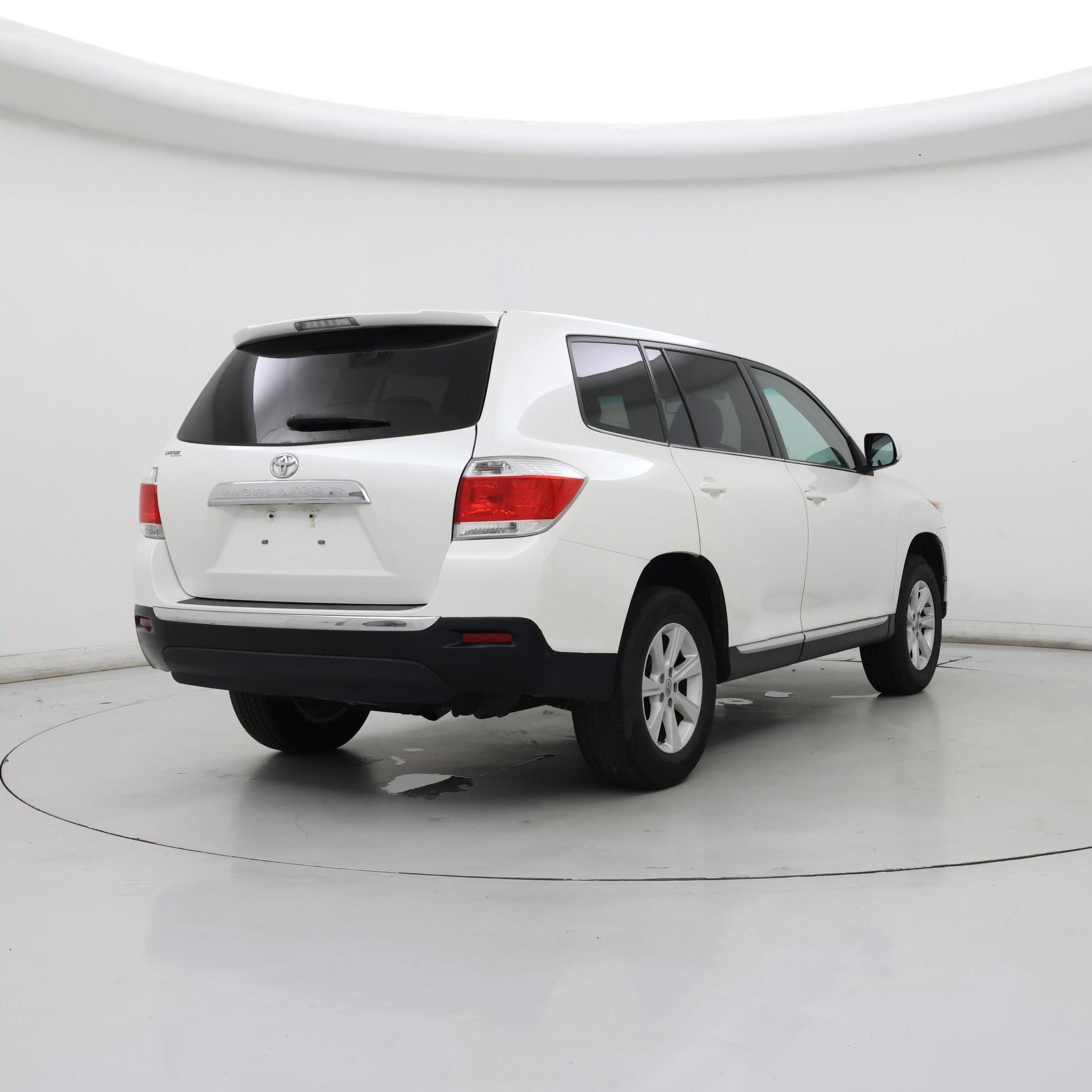 Thumbnail: 2013 Toyota Highlander - 8