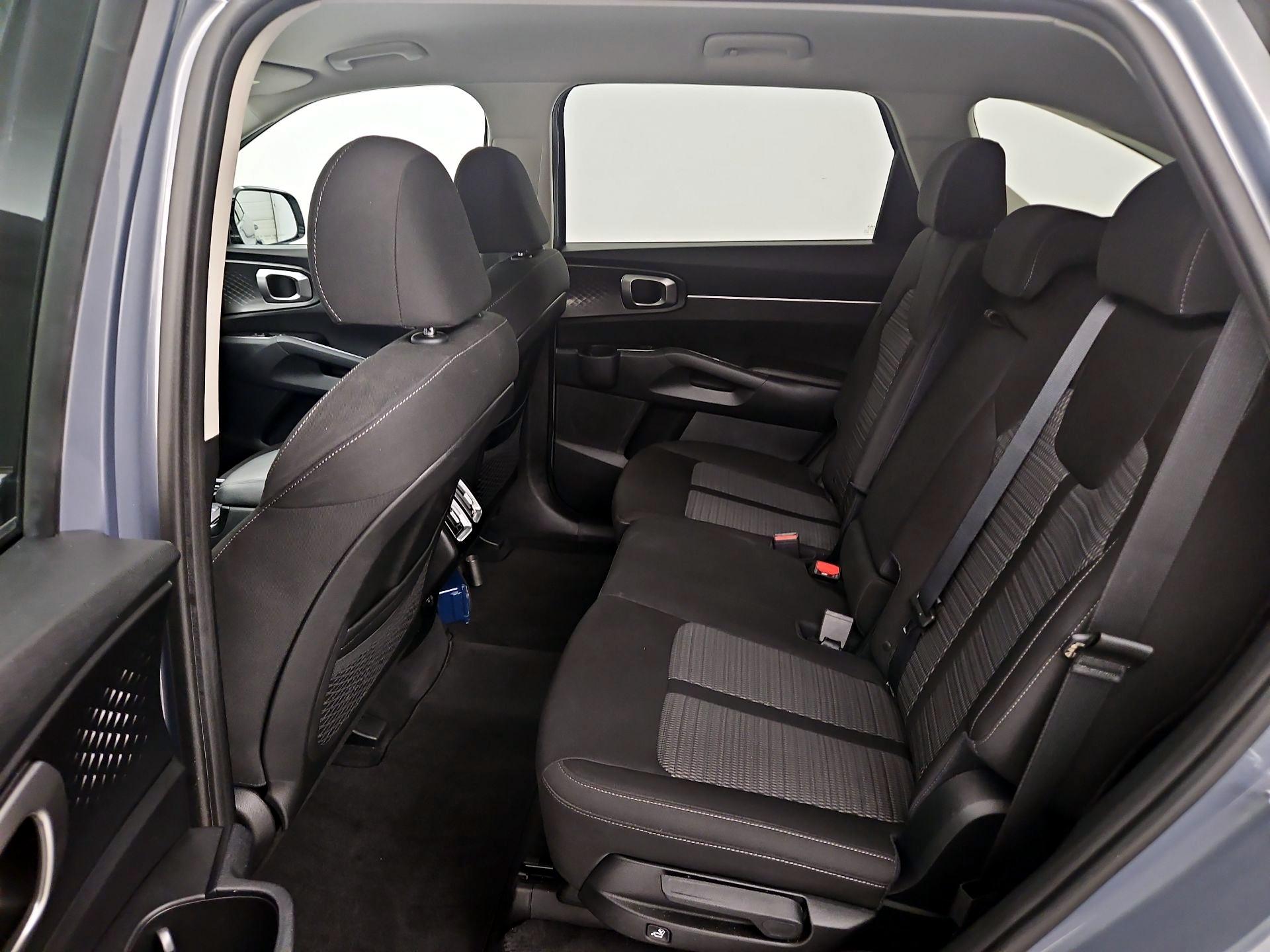 Thumbnail: 2022 Kia Sorento - 19