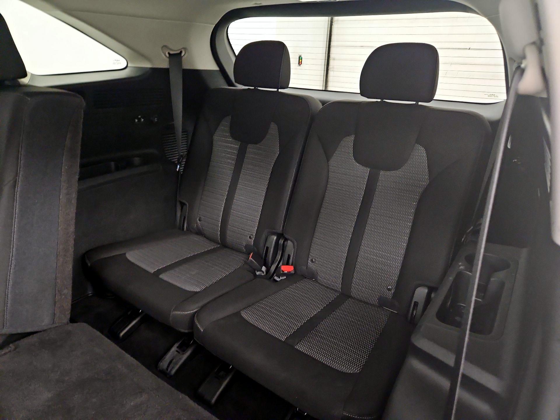 Thumbnail: 2022 Kia Sorento - 20