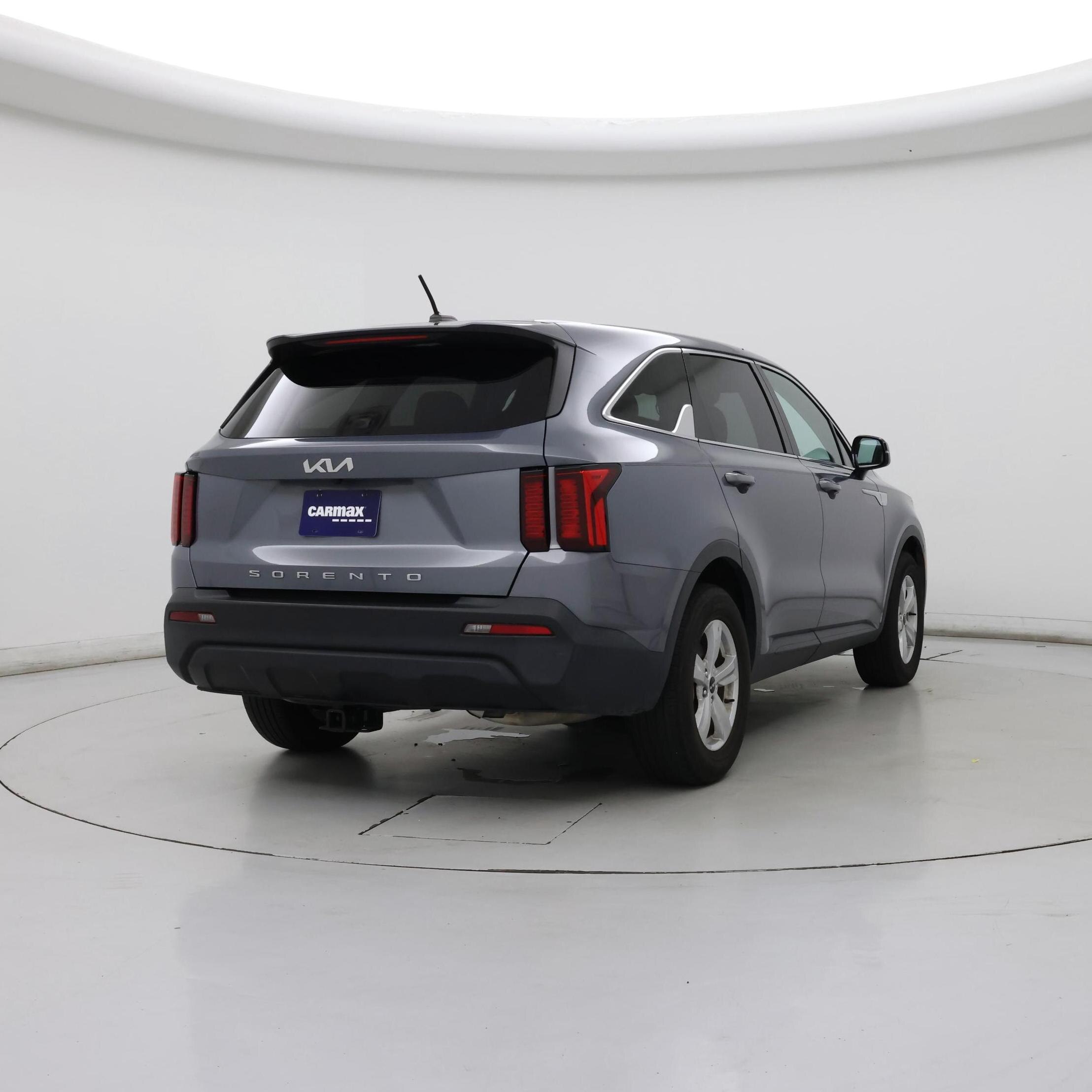 Thumbnail: 2022 Kia Sorento - 8