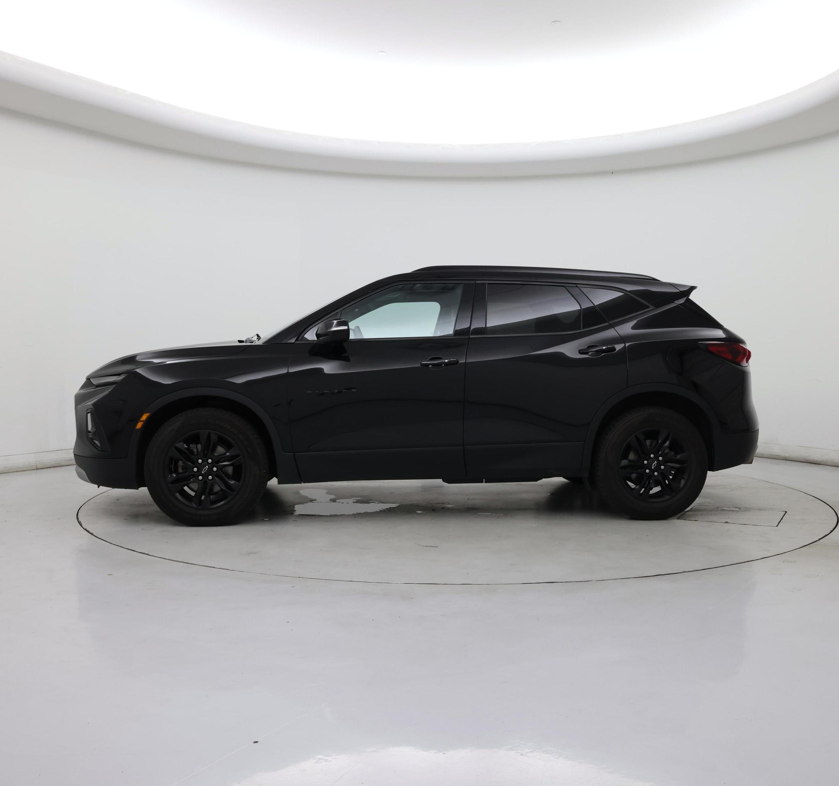 Thumbnail: 2021 Chevrolet Blazer - 3