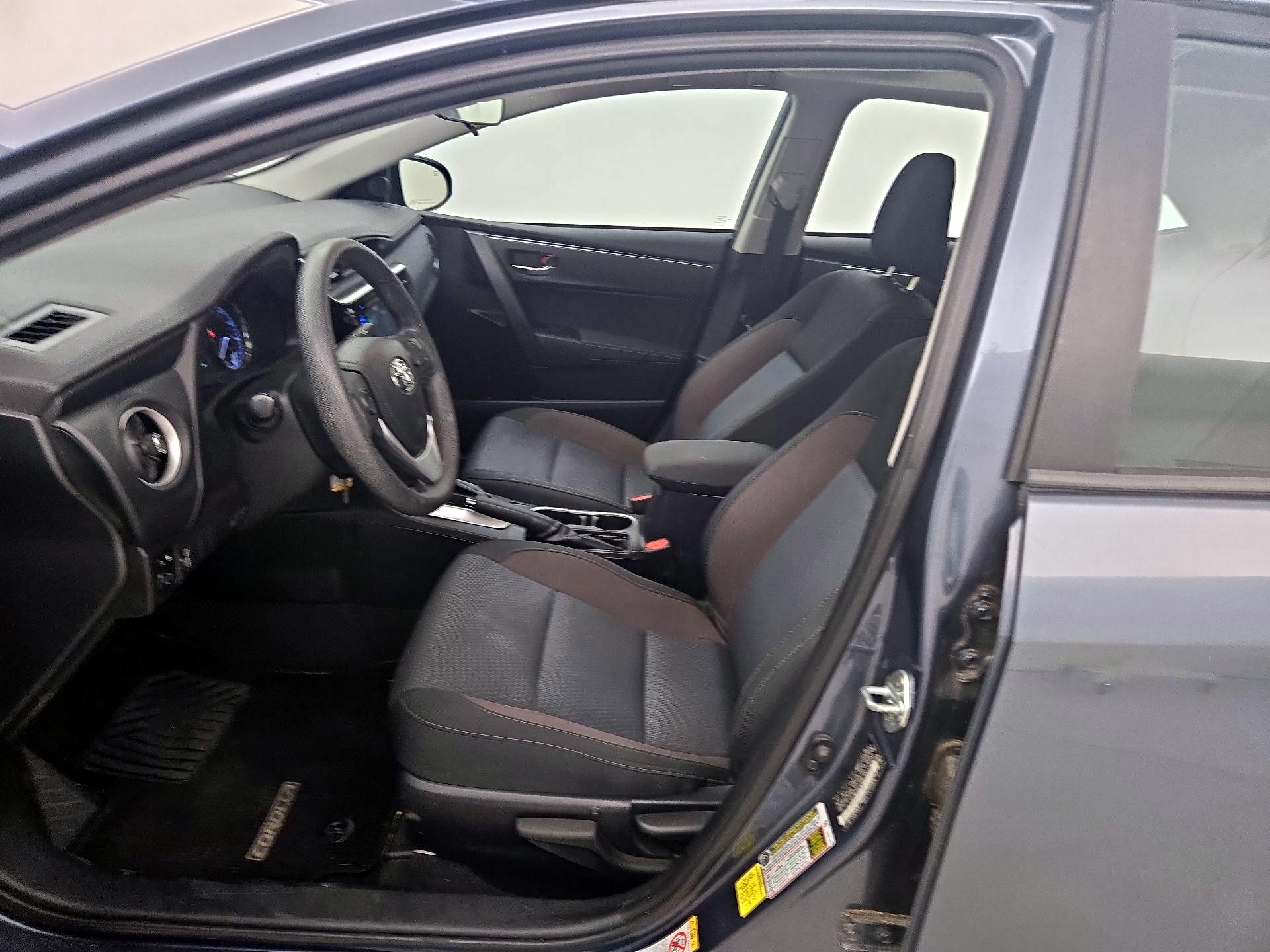 Thumbnail: 2018 Toyota Corolla - 11