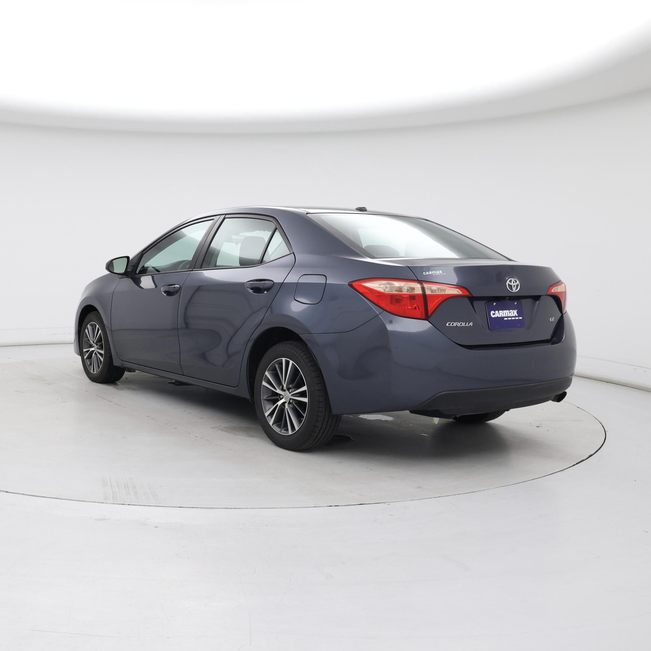 Thumbnail: 2018 Toyota Corolla - 2