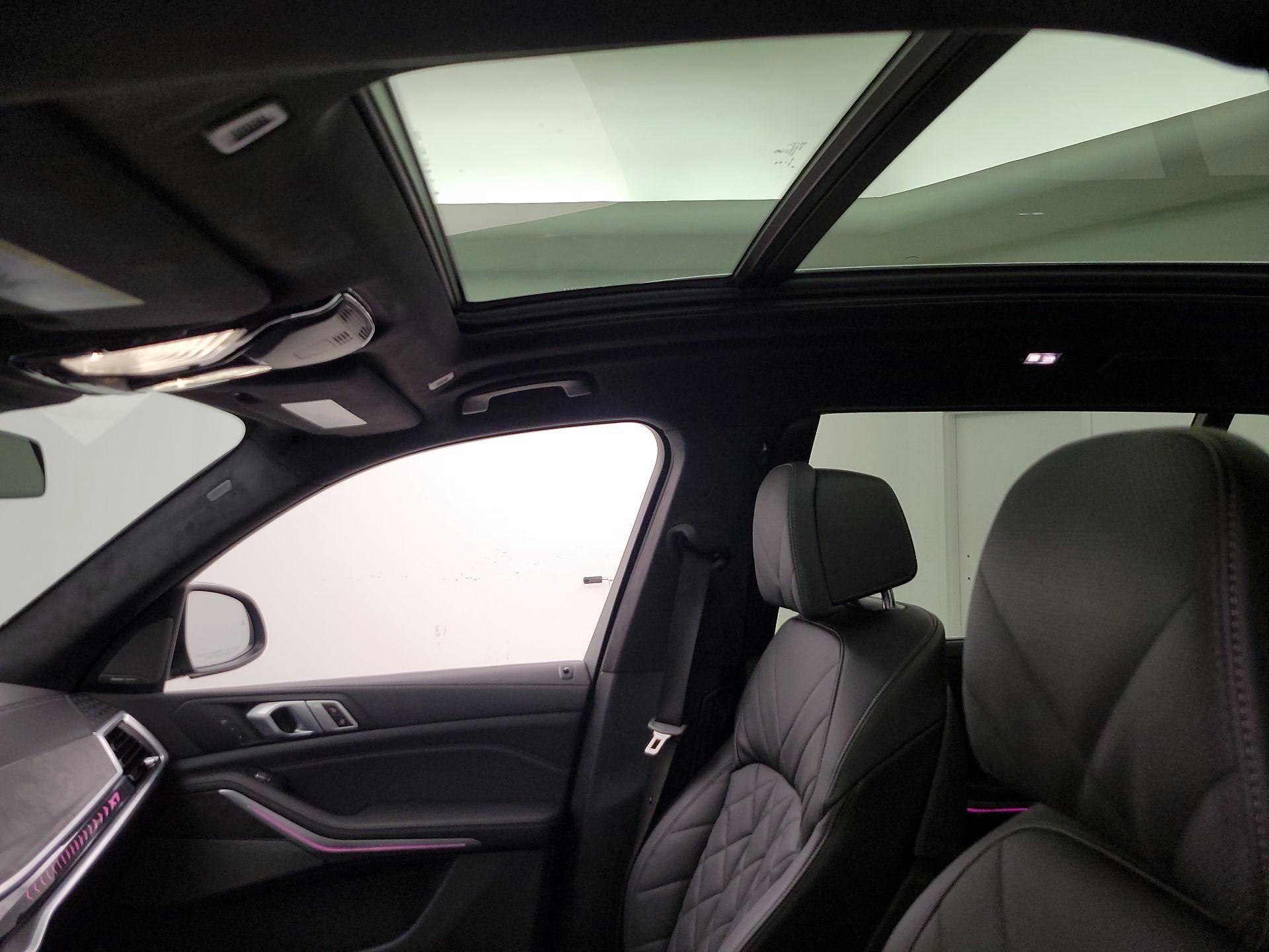 Thumbnail: 2024 BMW X7 - 20