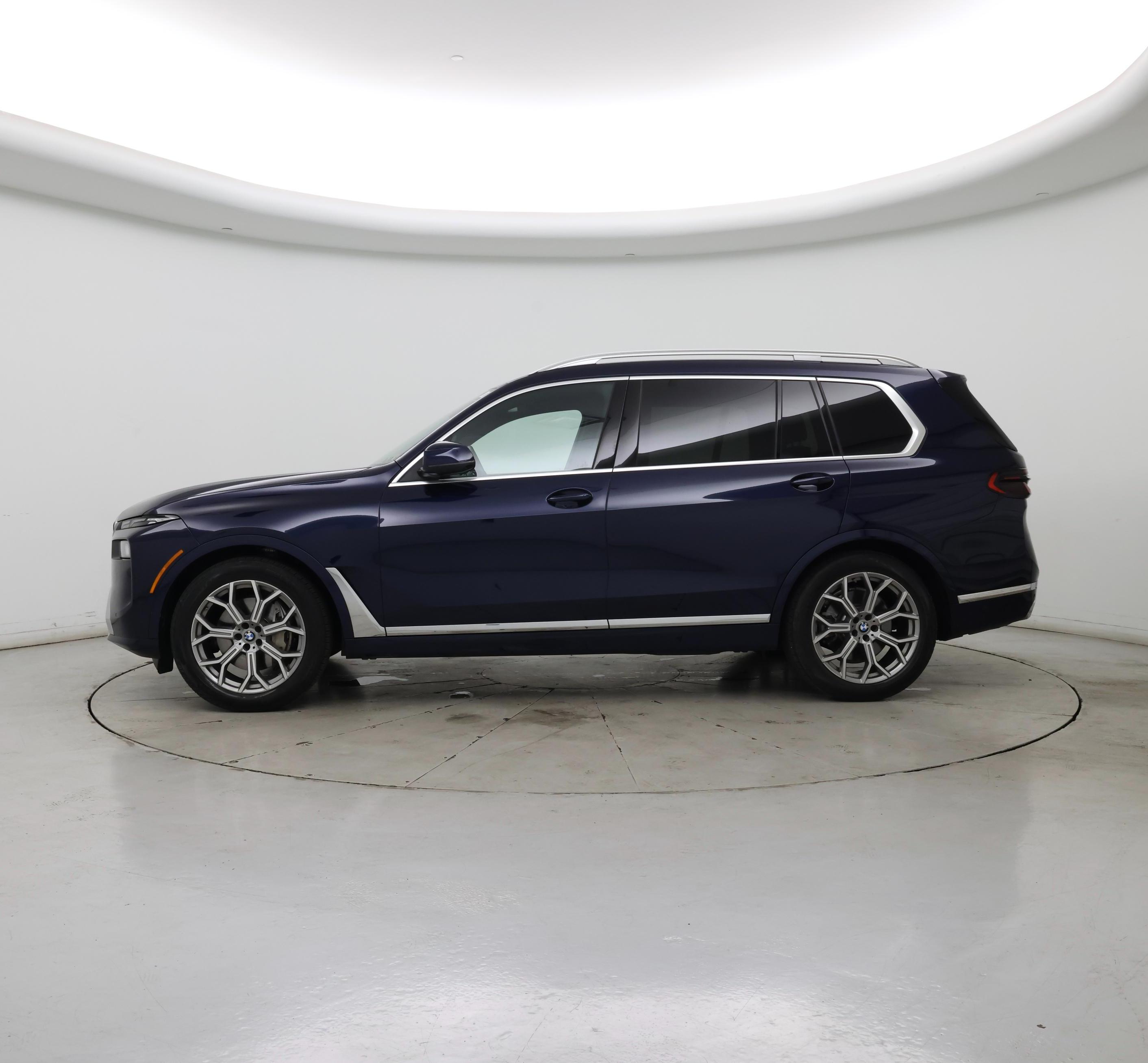 Thumbnail: 2024 BMW X7 - 3