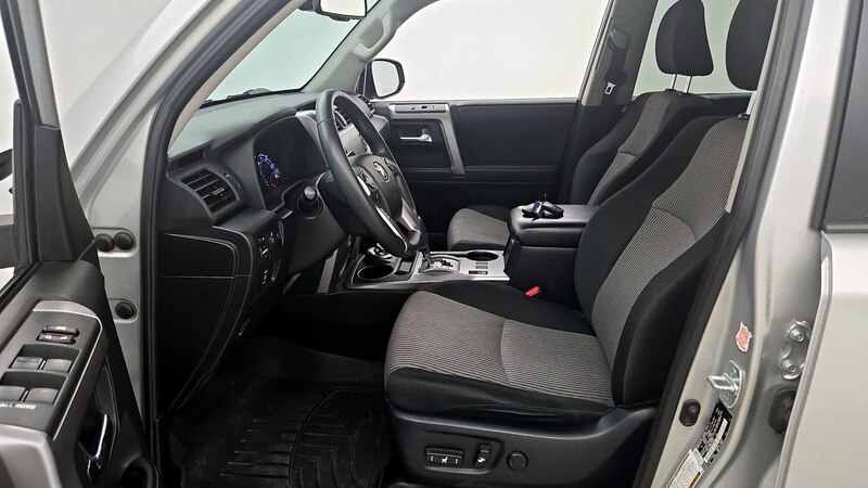2021 Toyota 4Runner SR5 11