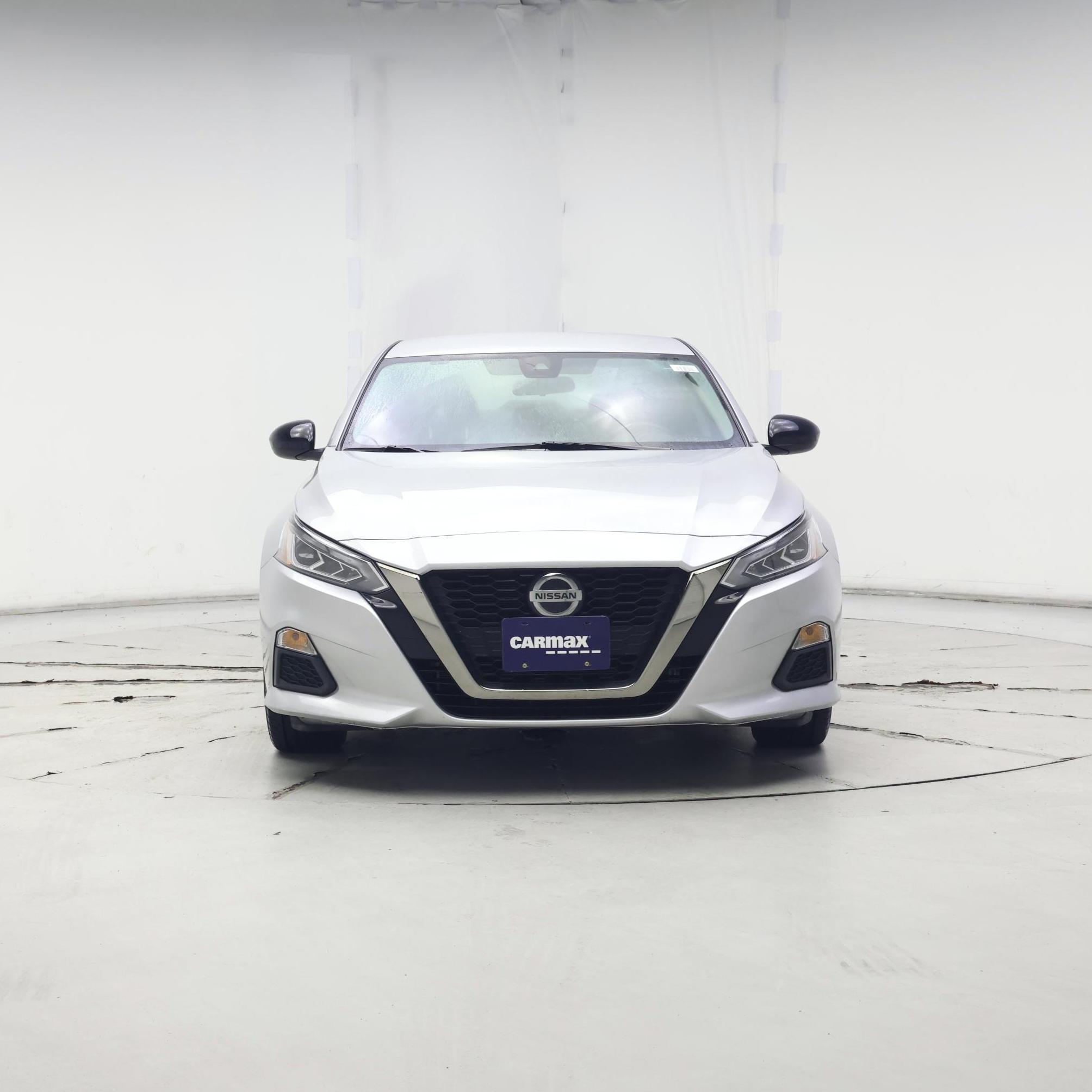 Thumbnail: 2022 Nissan Altima - 5