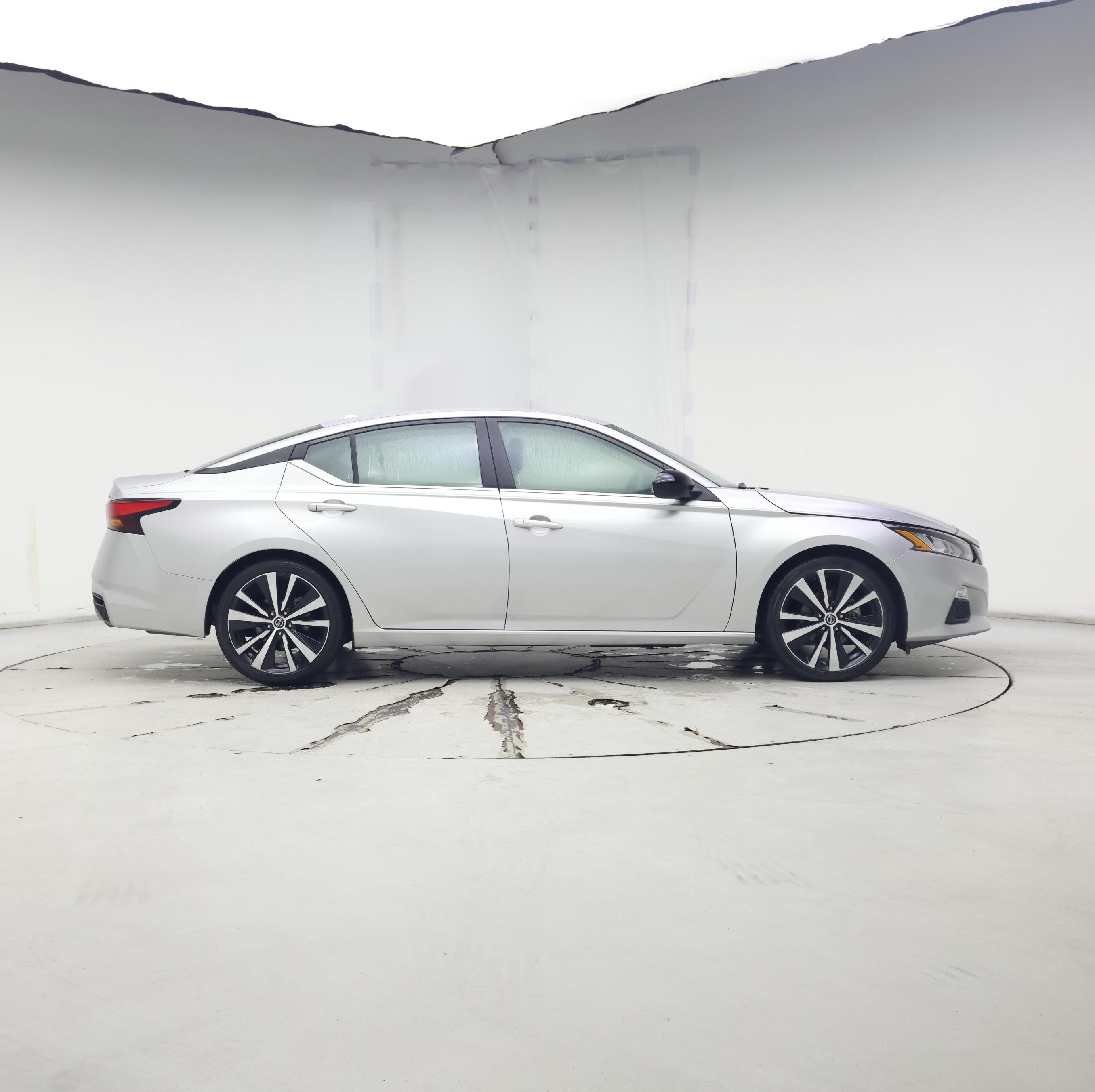 Thumbnail: 2022 Nissan Altima - 7