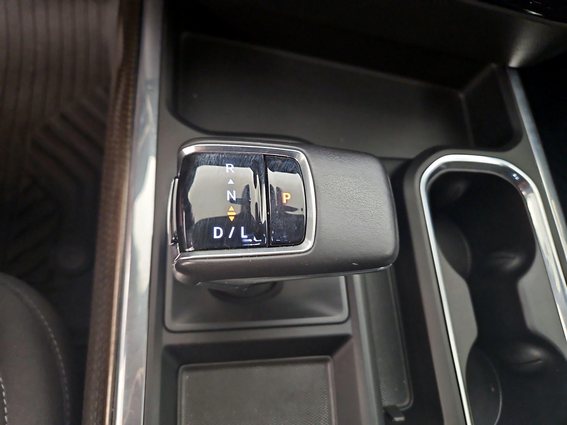 Thumbnail: 2022 Chevrolet Silverado 1500 - 17