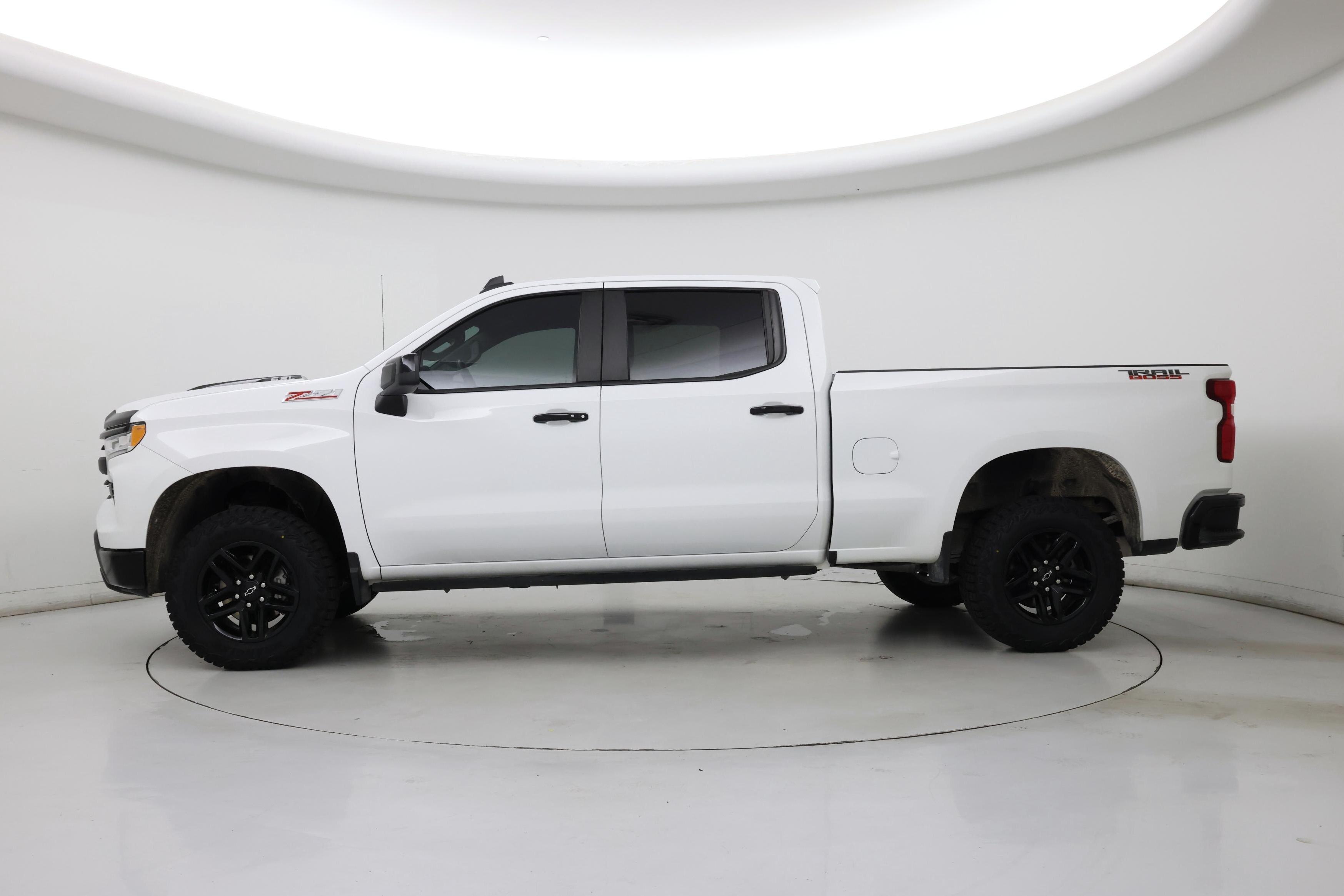 Thumbnail: 2022 Chevrolet Silverado 1500 - 3