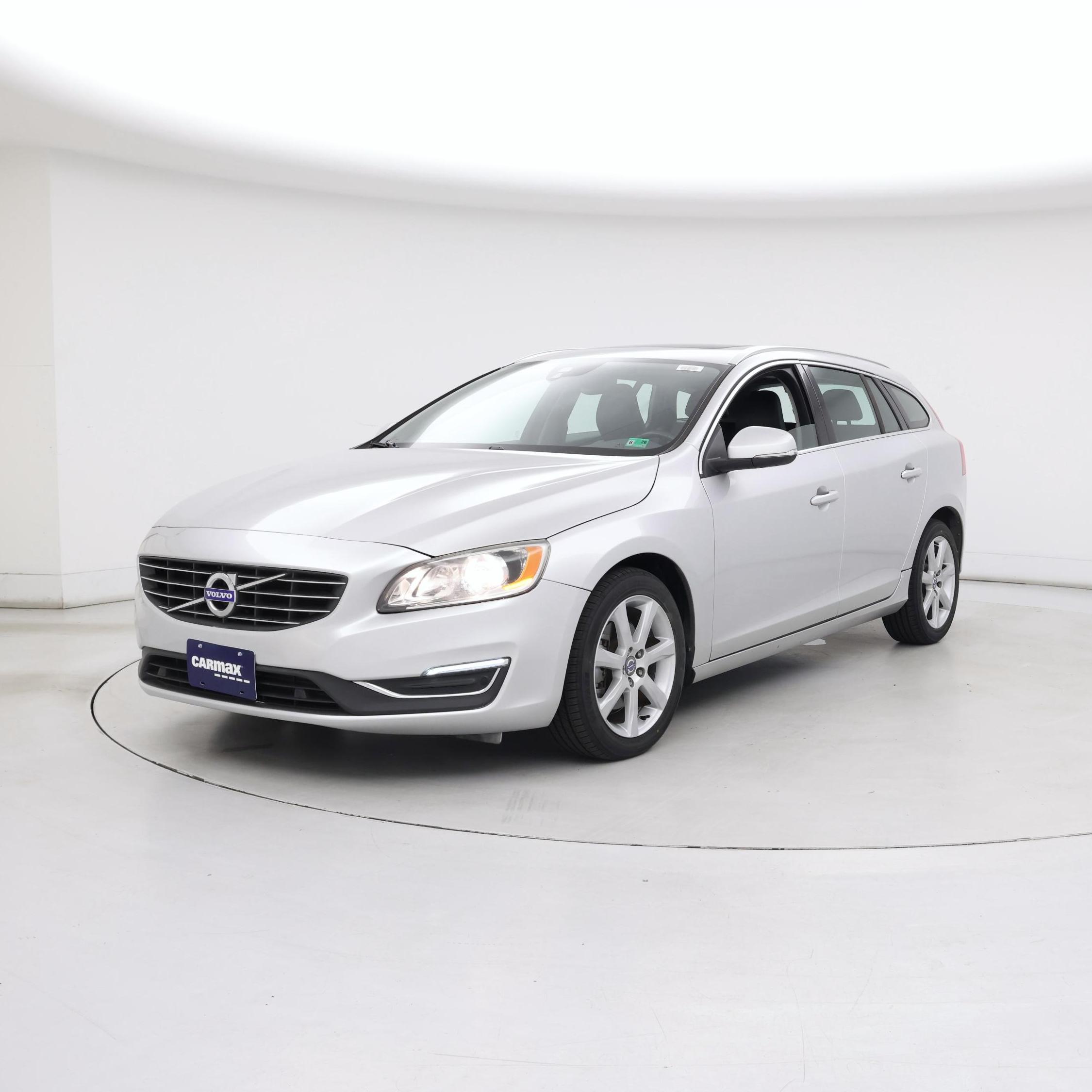 Thumbnail: 2016 Volvo V60 - 4
