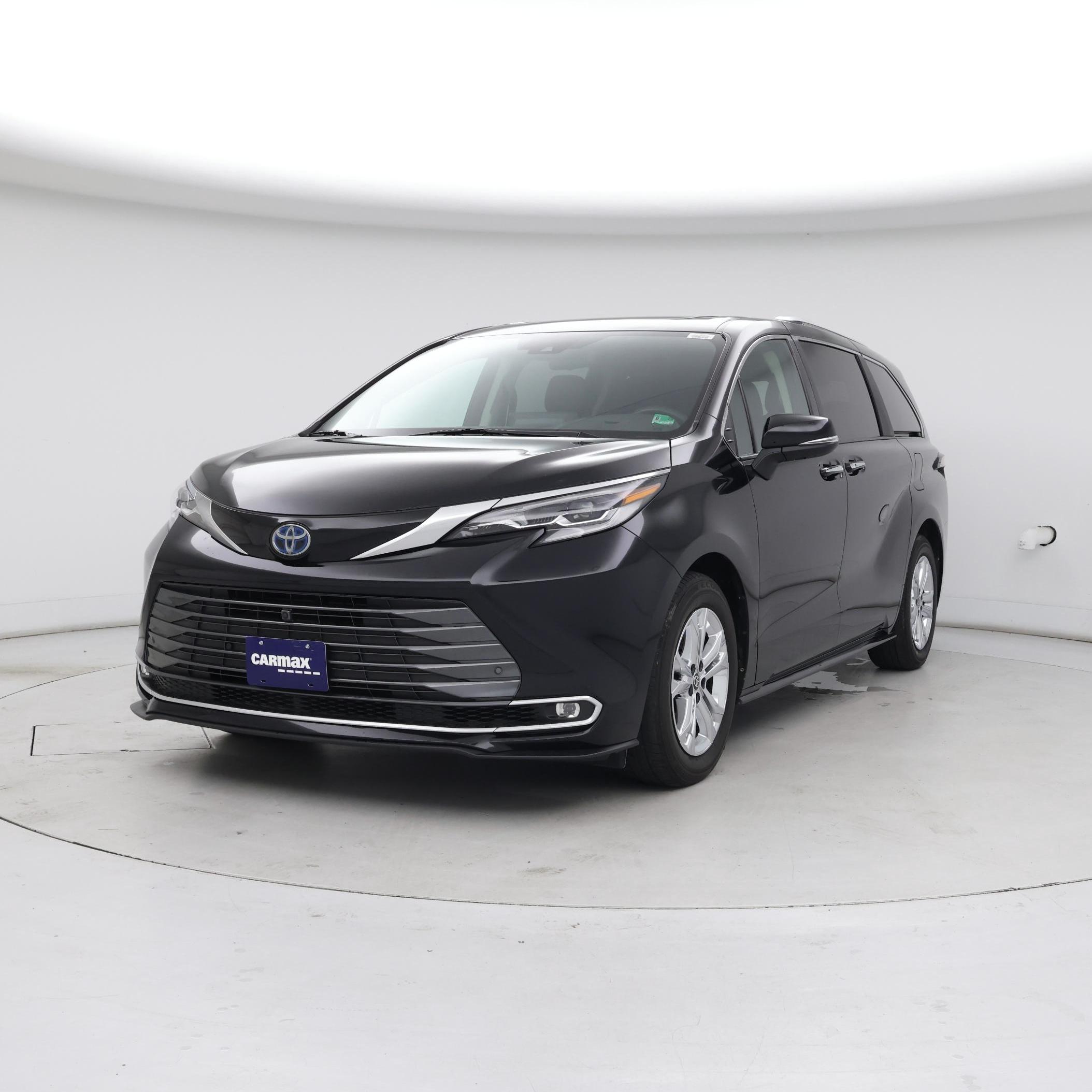 Thumbnail: 2022 Toyota Sienna - 4