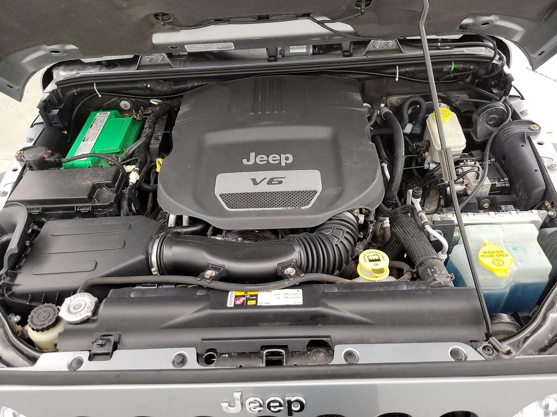 Thumbnail: 2014 Jeep Wrangler - 20