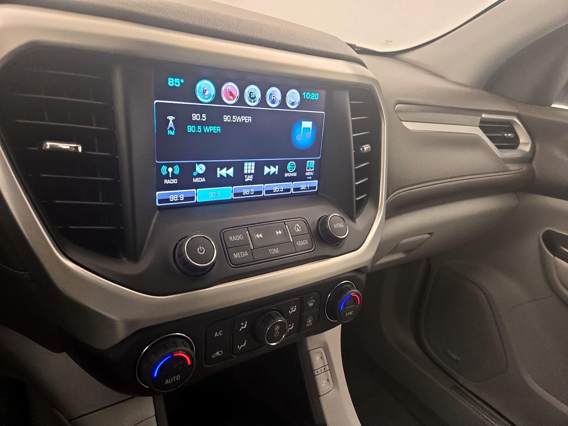 Thumbnail: 2017 GMC Acadia - 16