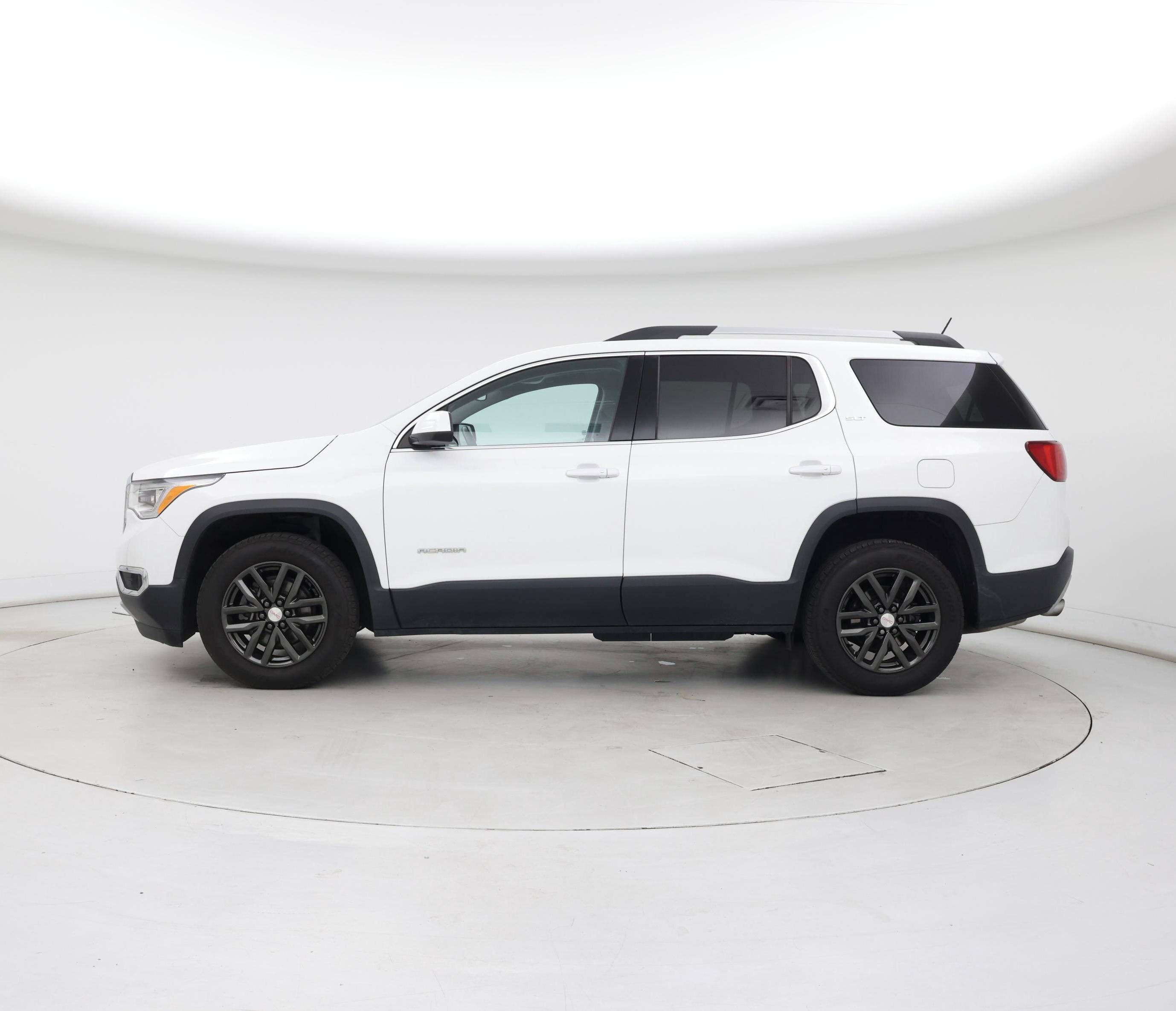 Thumbnail: 2017 GMC Acadia - 3