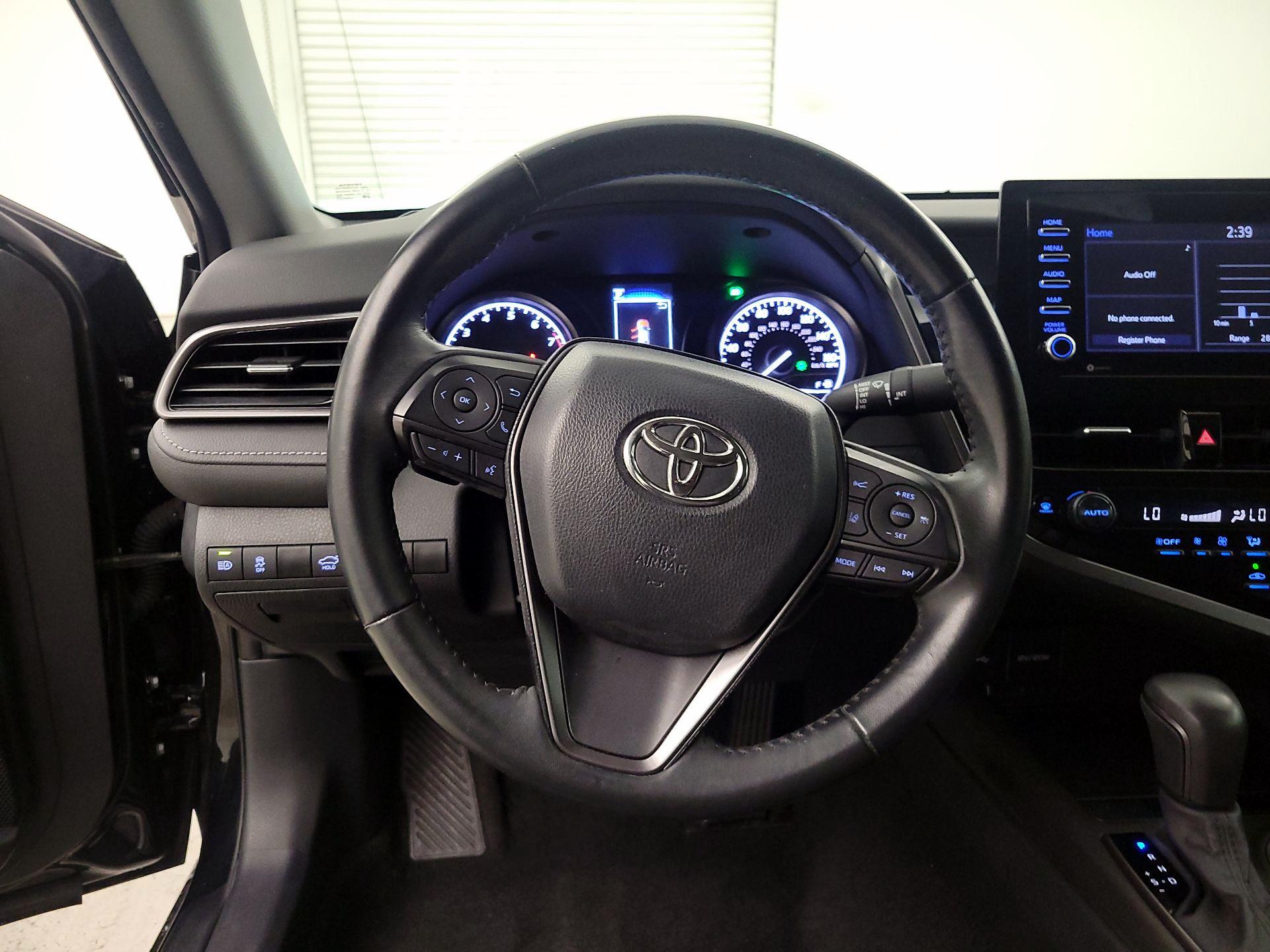 Thumbnail: 2024 Toyota Camry - 10