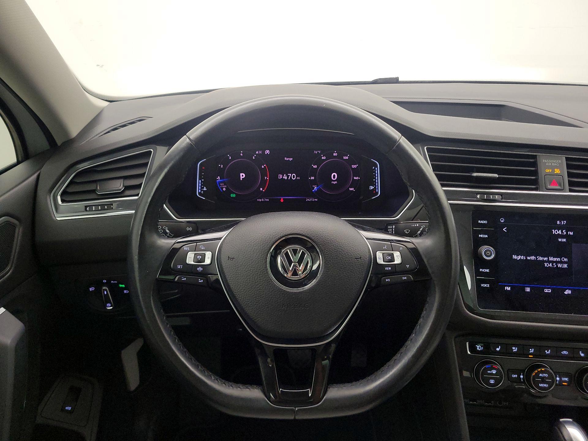 Thumbnail: 2019 Volkswagen Tiguan - 10