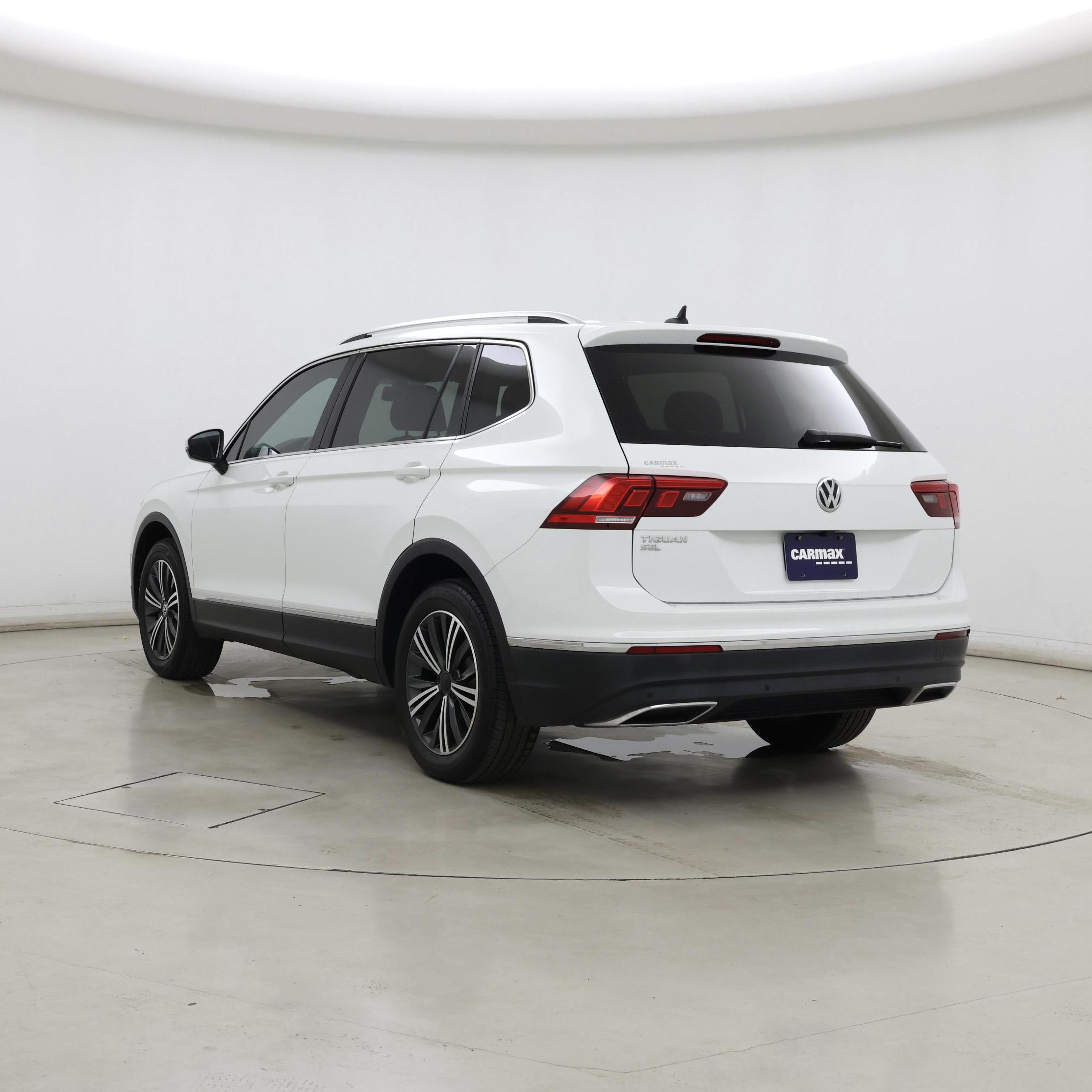 Thumbnail: 2019 Volkswagen Tiguan - 2