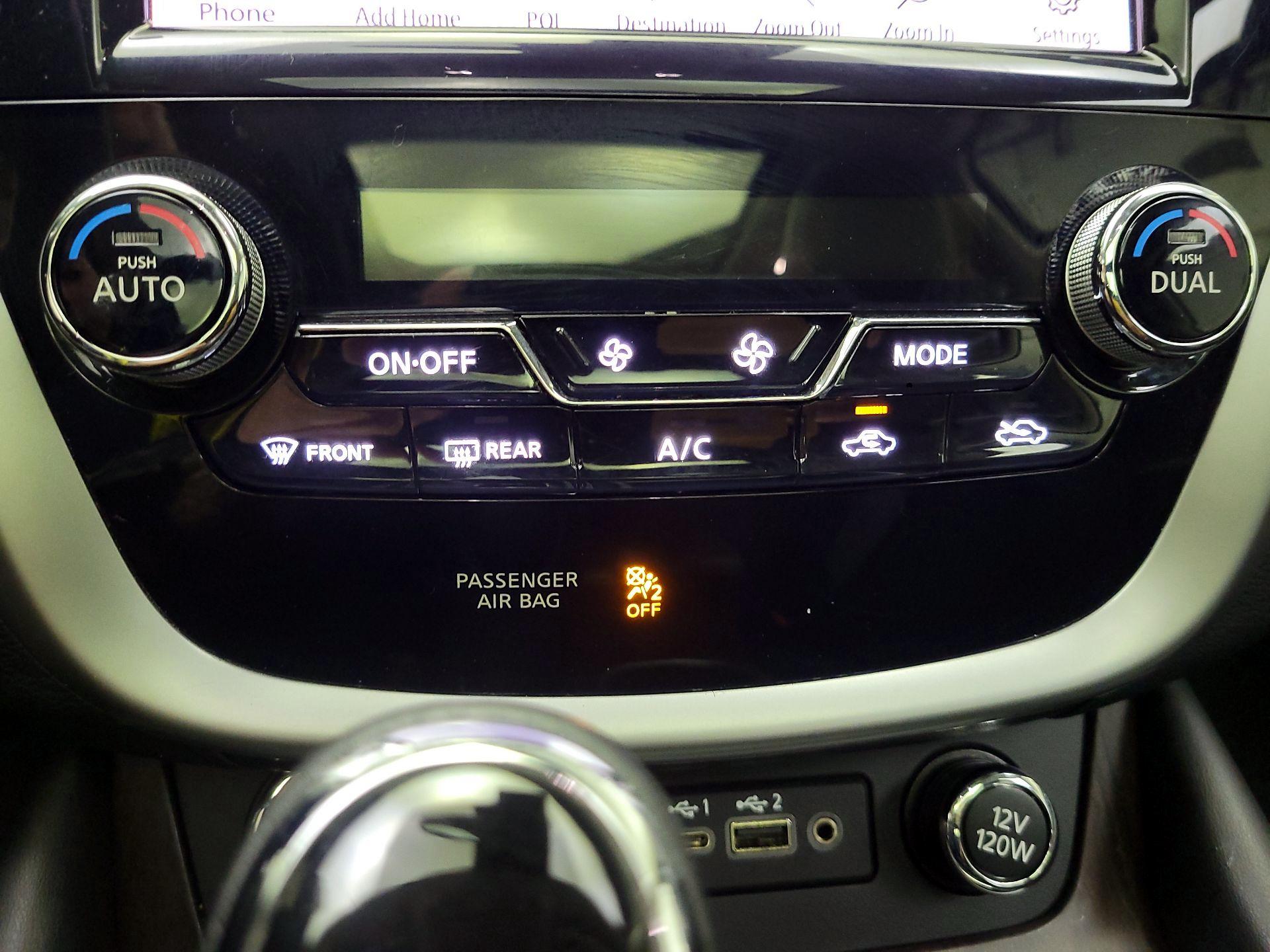 Thumbnail: 2020 Nissan Murano - 17
