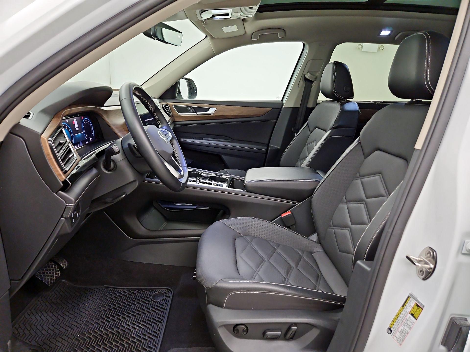 Thumbnail: 2024 Volkswagen Atlas - 11