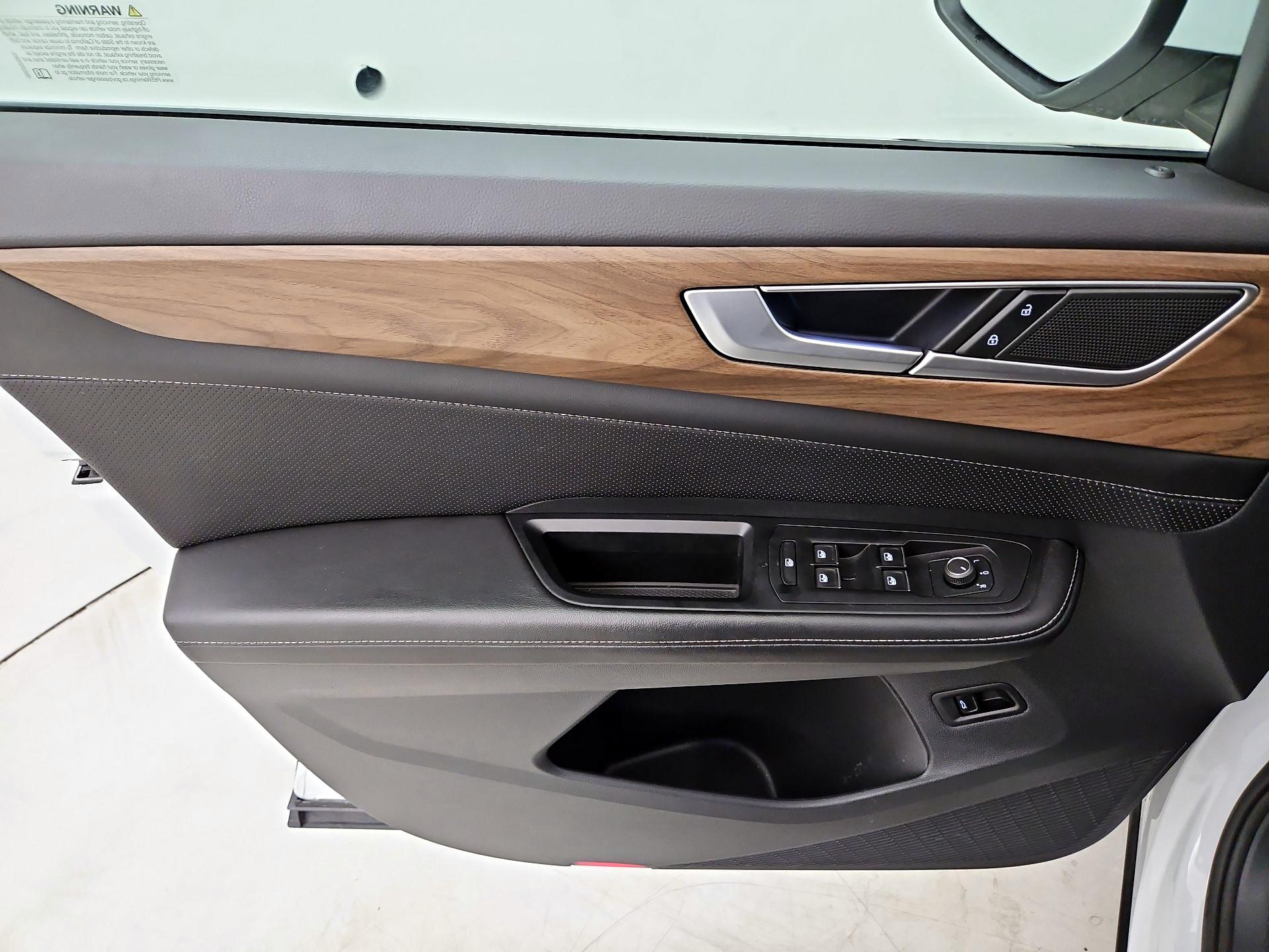 Thumbnail: 2024 Volkswagen Atlas - 12