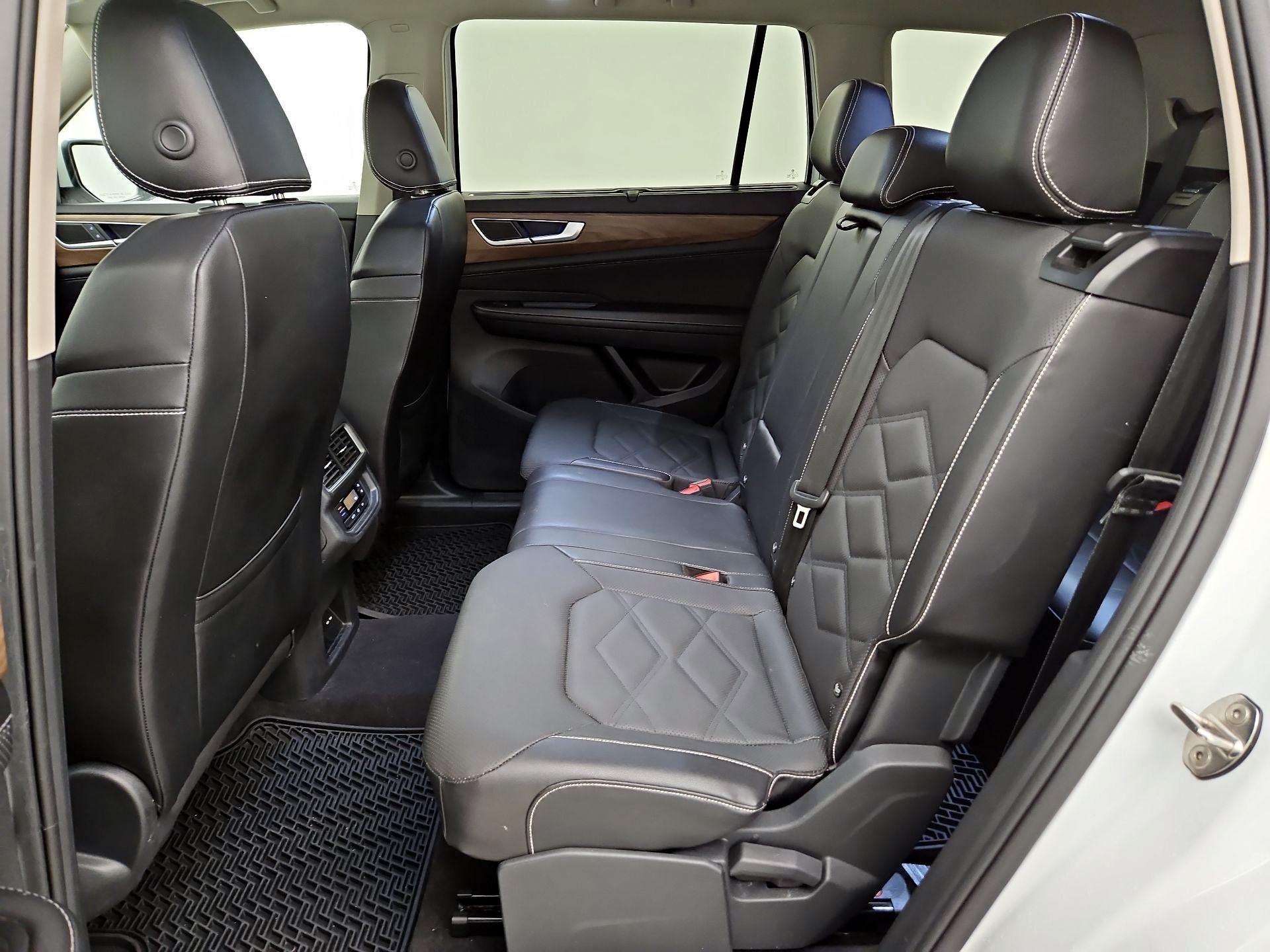 Thumbnail: 2024 Volkswagen Atlas - 20