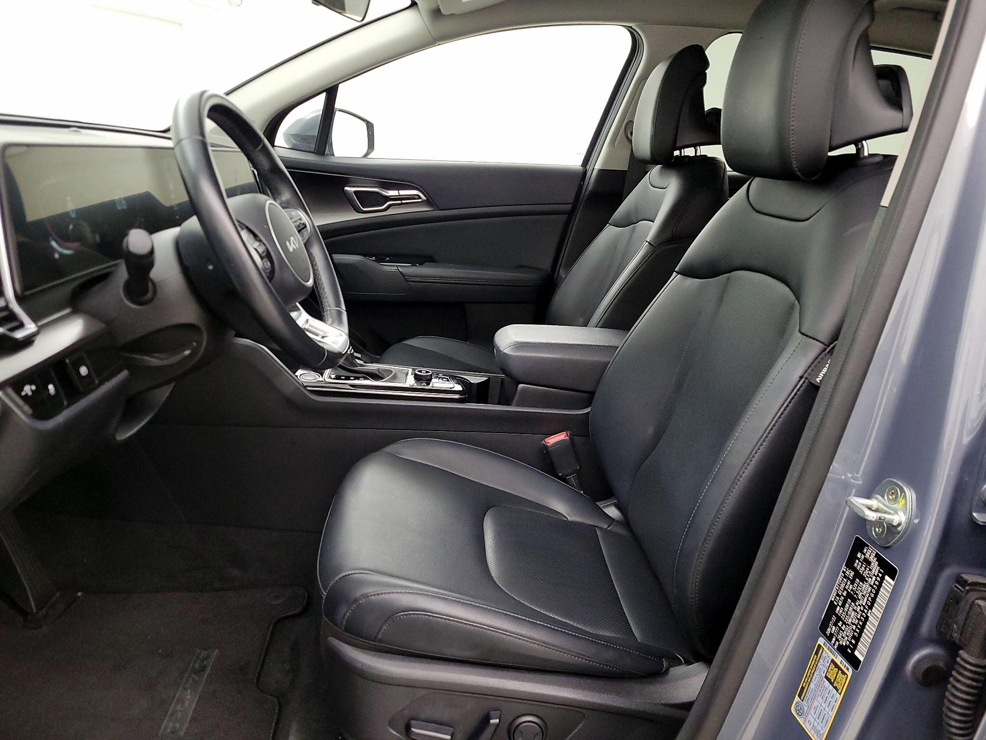 Thumbnail: 2023 Kia Sportage - 11