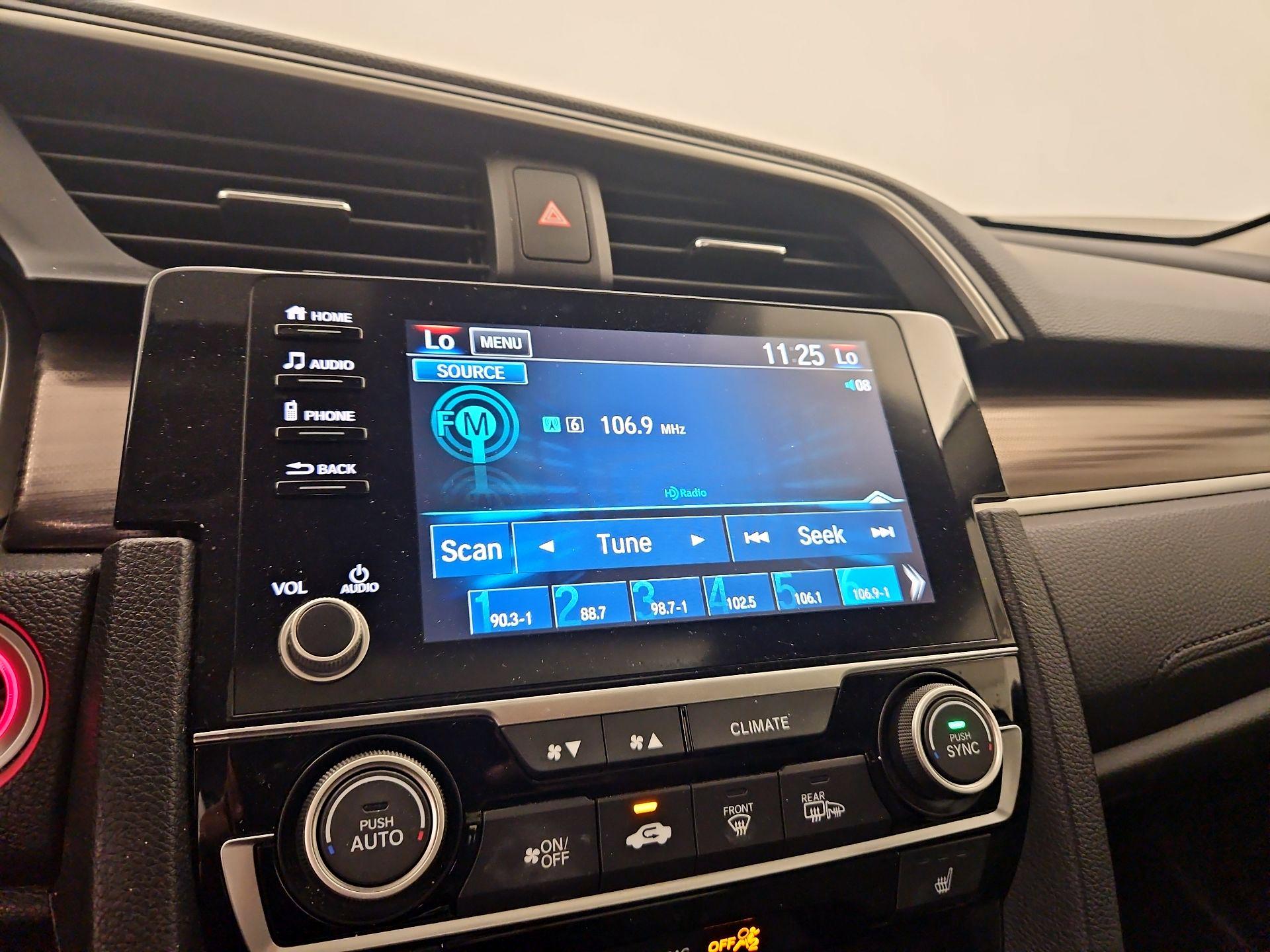 Thumbnail: 2016 Honda Civic - 15