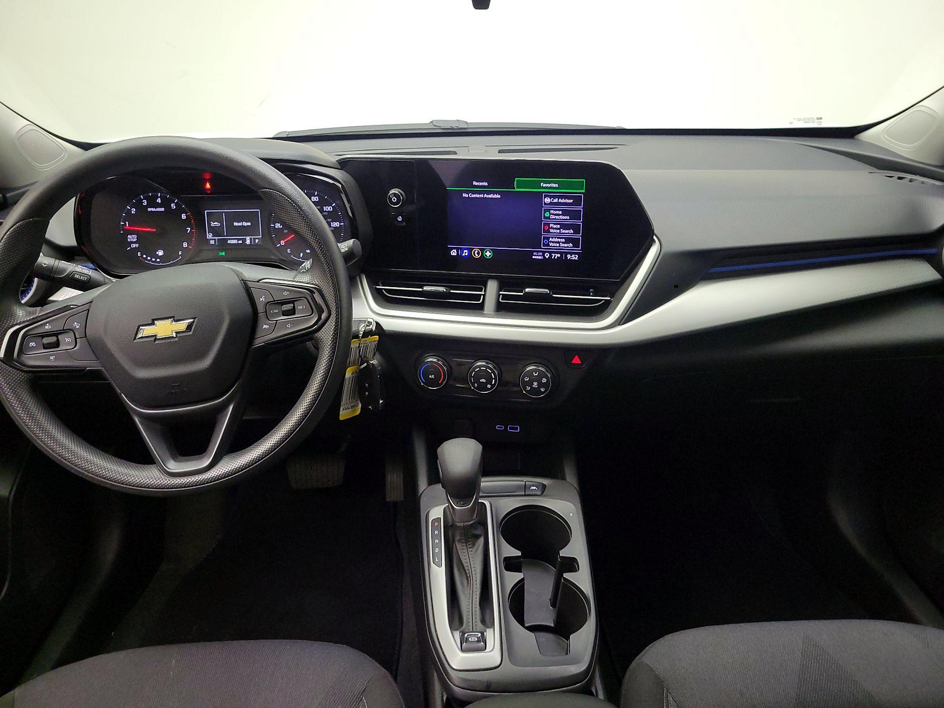 Thumbnail: 2024 Chevrolet Trax - 9