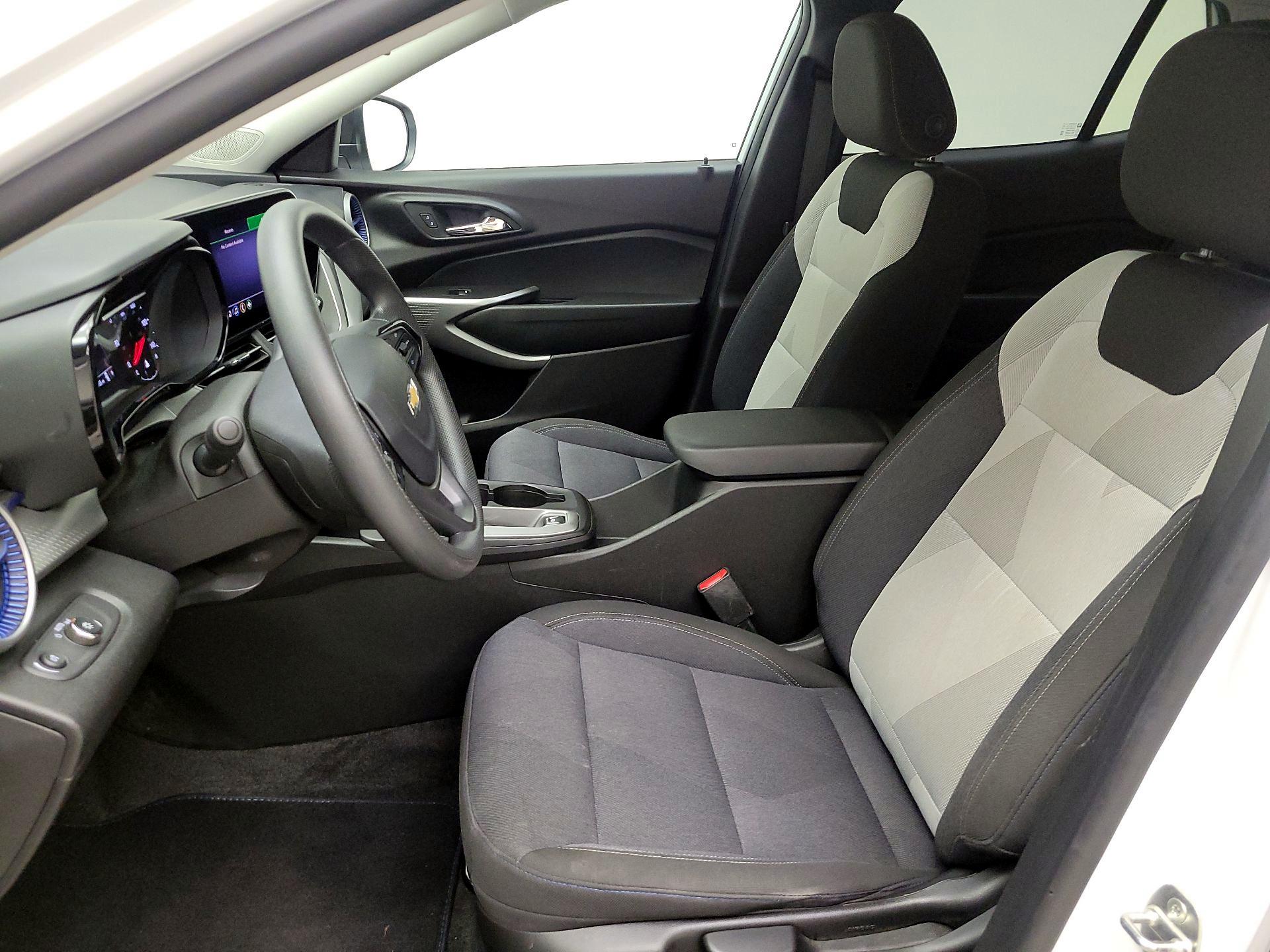 Thumbnail: 2024 Chevrolet Trax - 11