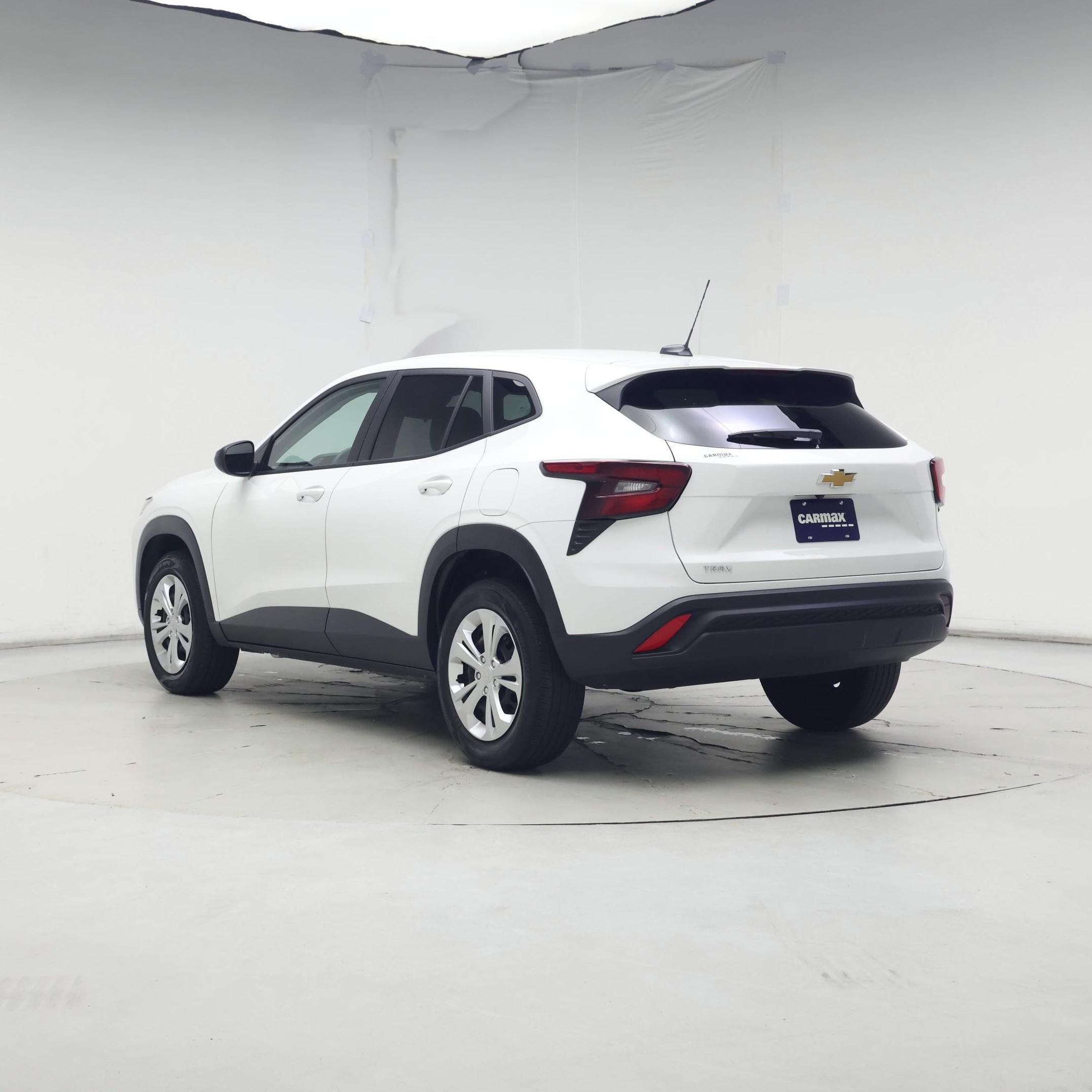 Thumbnail: 2024 Chevrolet Trax - 2